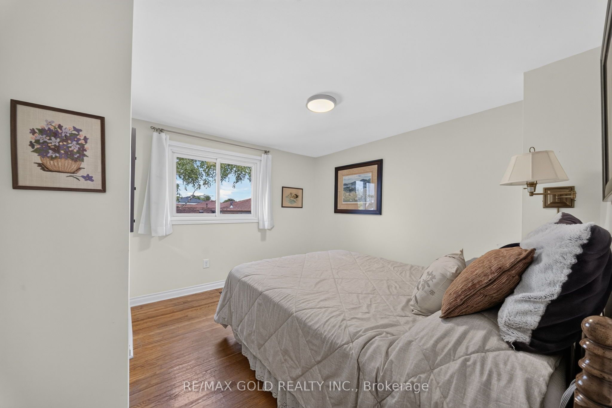 92 Cathcart Crescent Property Photo 23