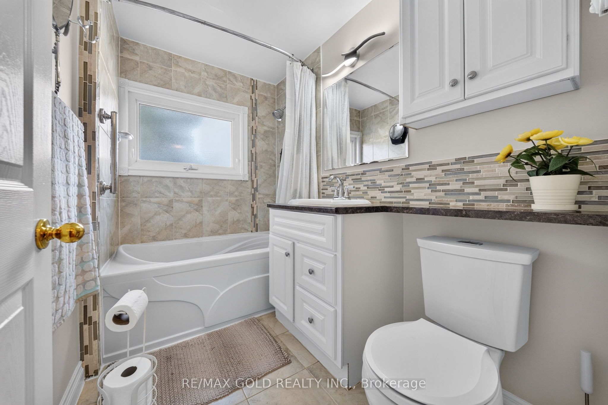 92 Cathcart Crescent Property Photo 25