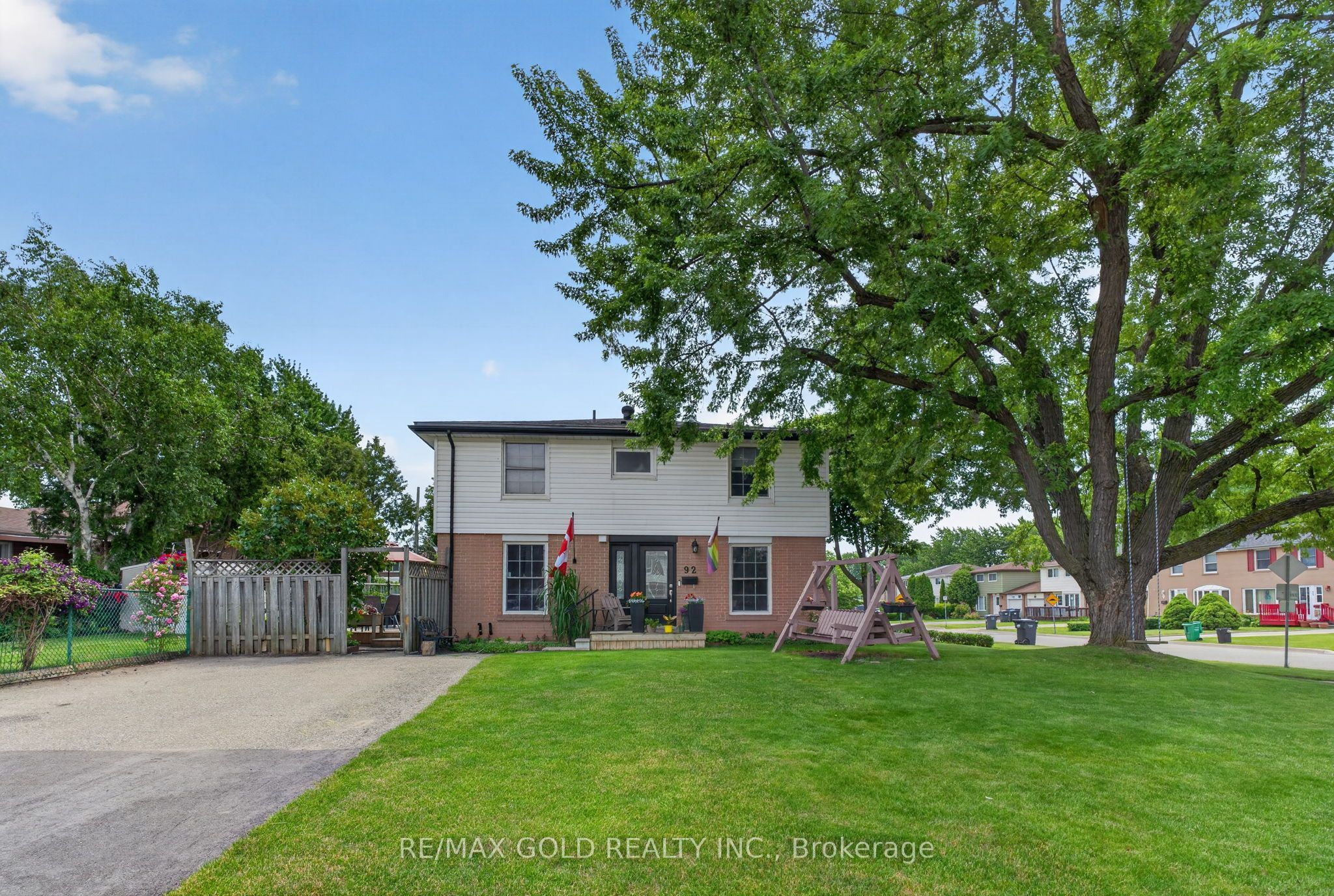 92 Cathcart Crescent Property Photo 46