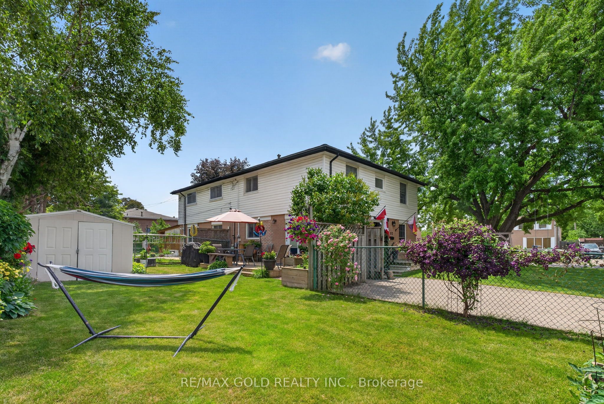 92 Cathcart Crescent Property Photo 47