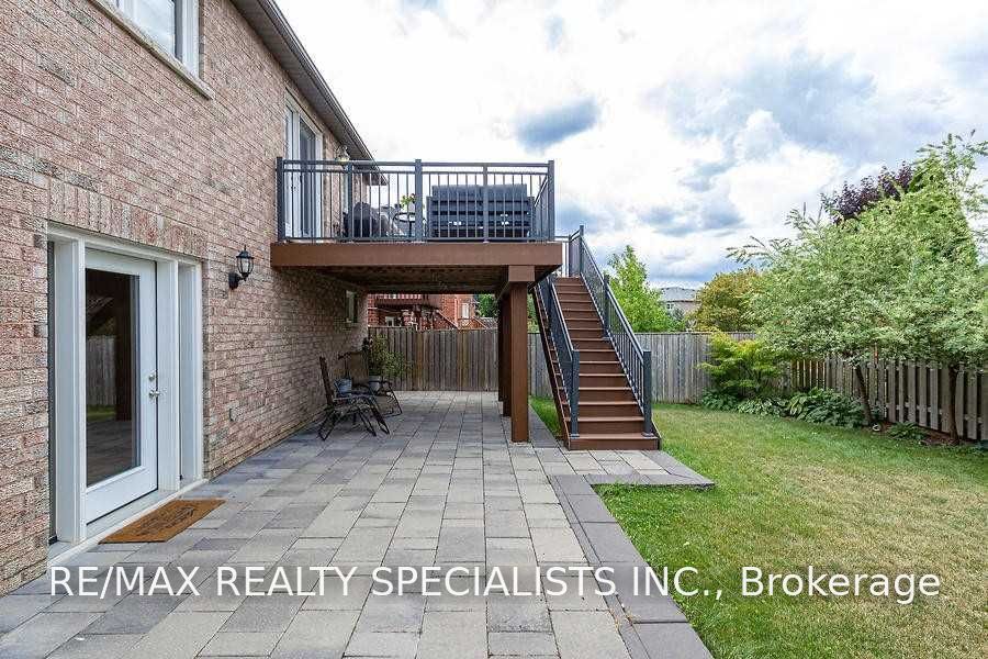 5768 Whitehorn Avenue Lower Property Photo 13