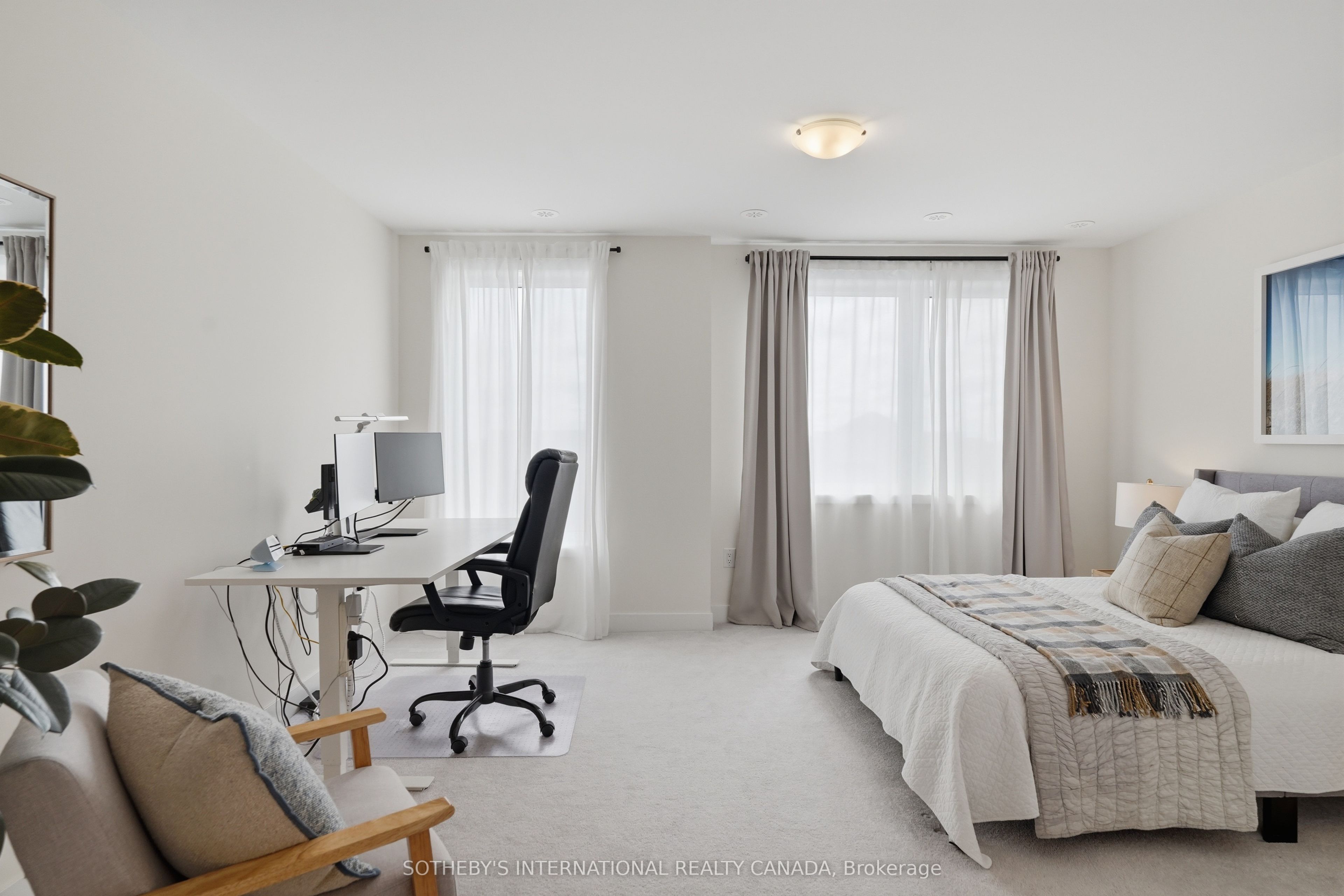 60 William Duncan Road Property Photo 23