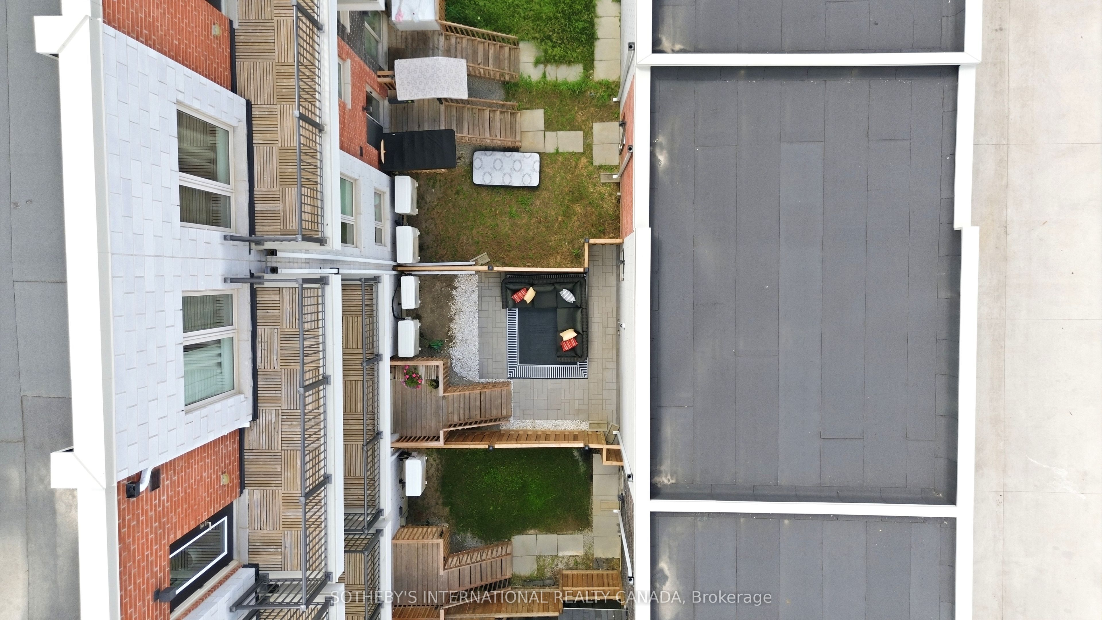 60 William Duncan Road Property Photo 34