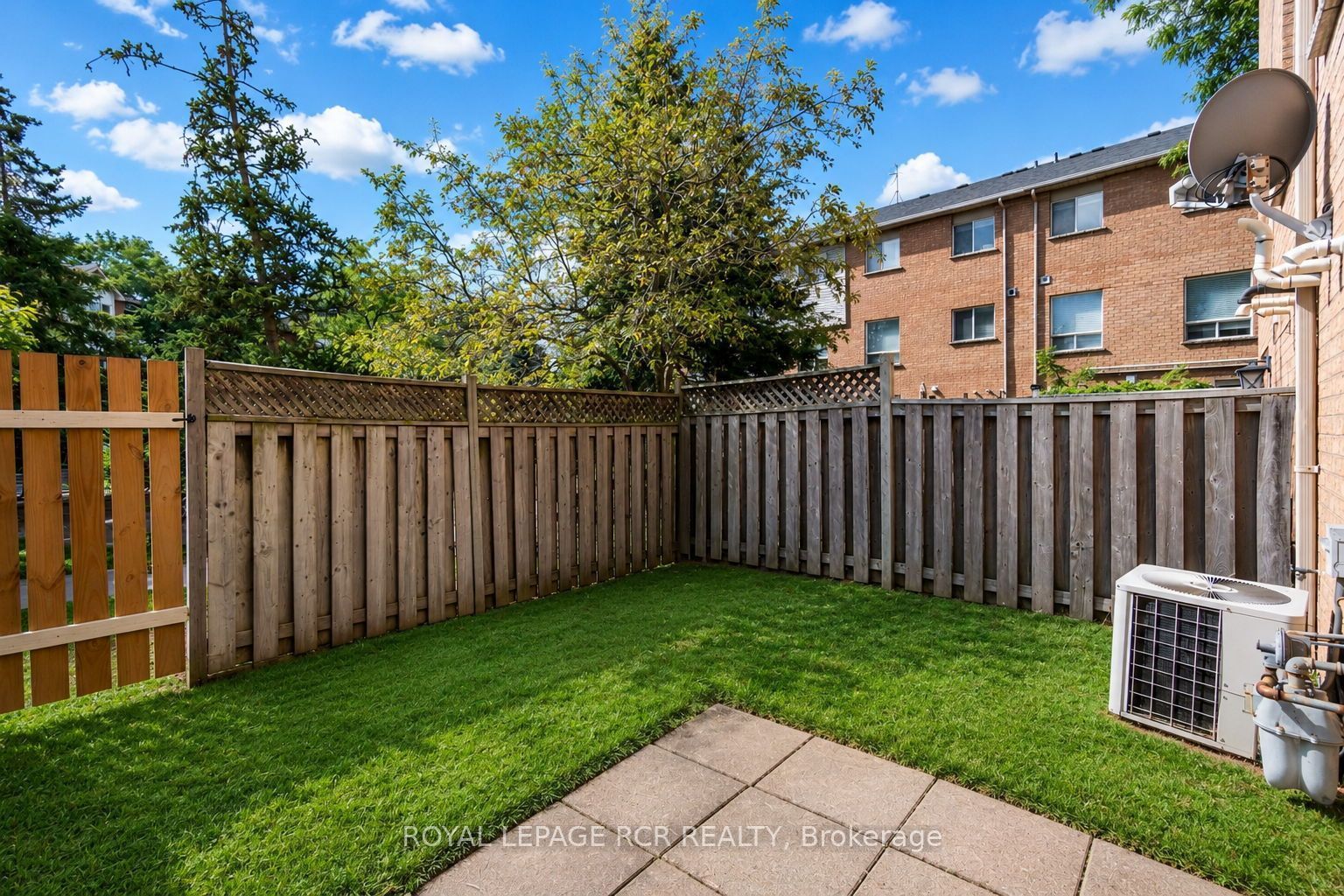 65 Brickyard Way 66 Property Photo 23