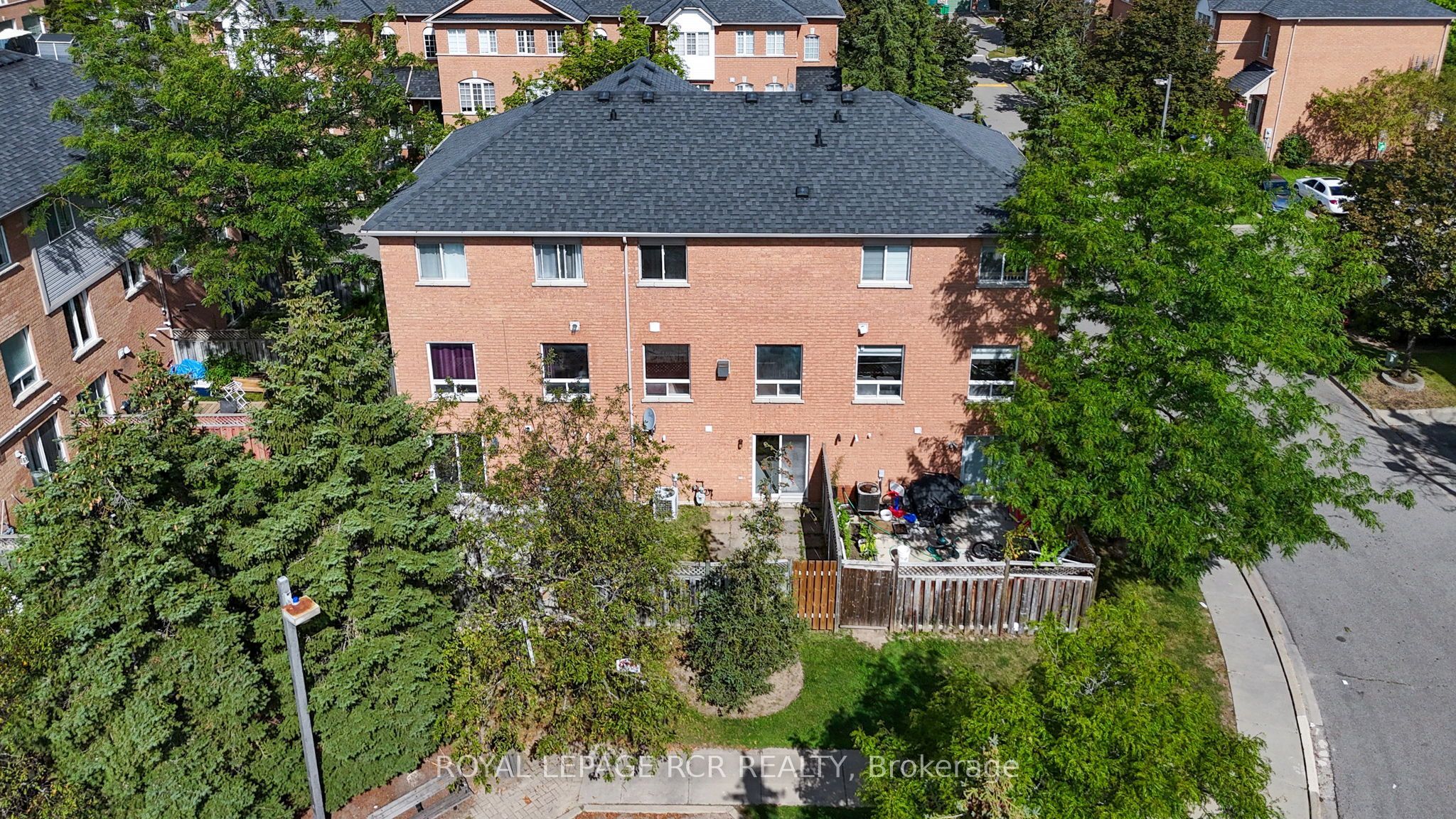 65 Brickyard Way 66 Property Photo 26