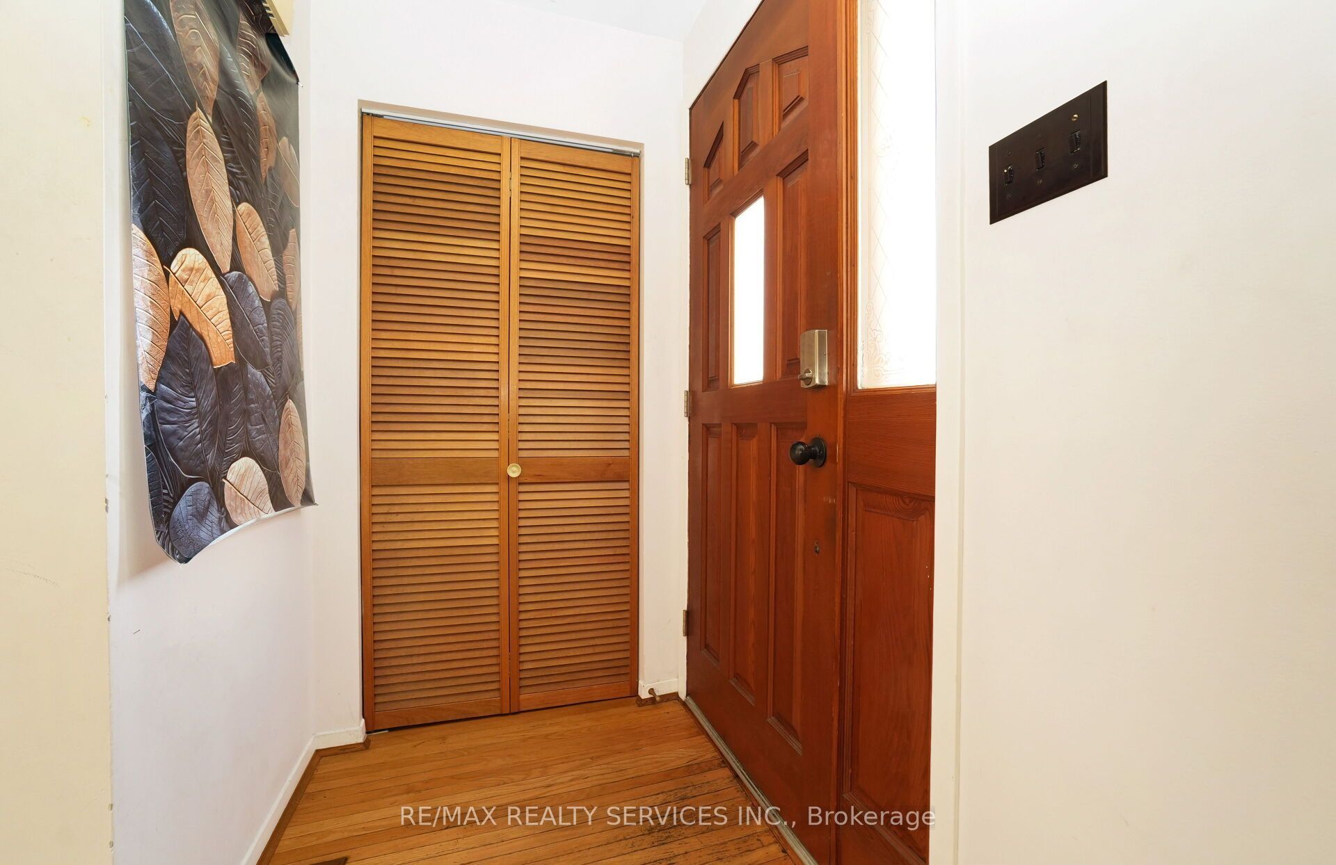 79 Cloverdale Drive Property Photo 3