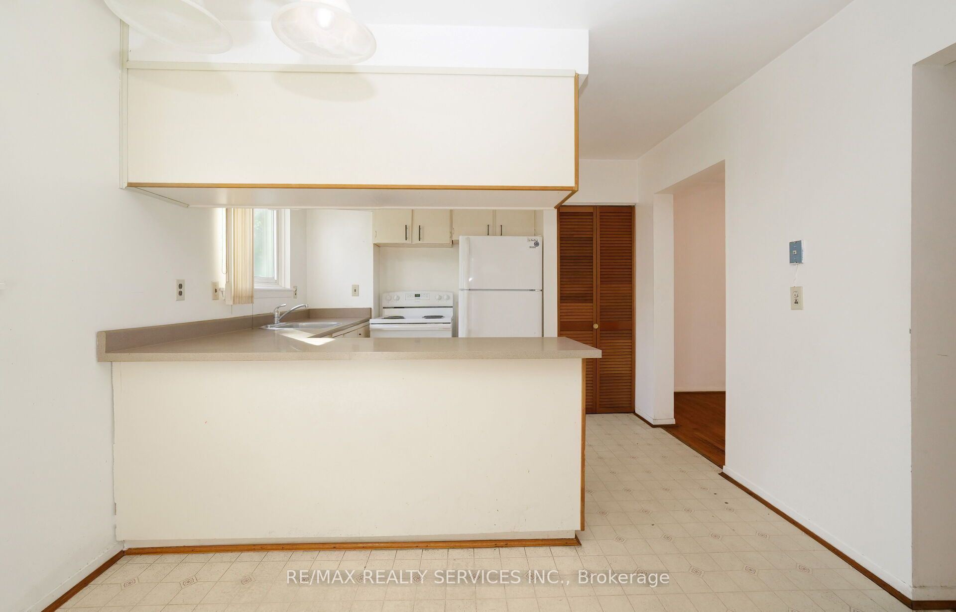 79 Cloverdale Drive Property Photo 12