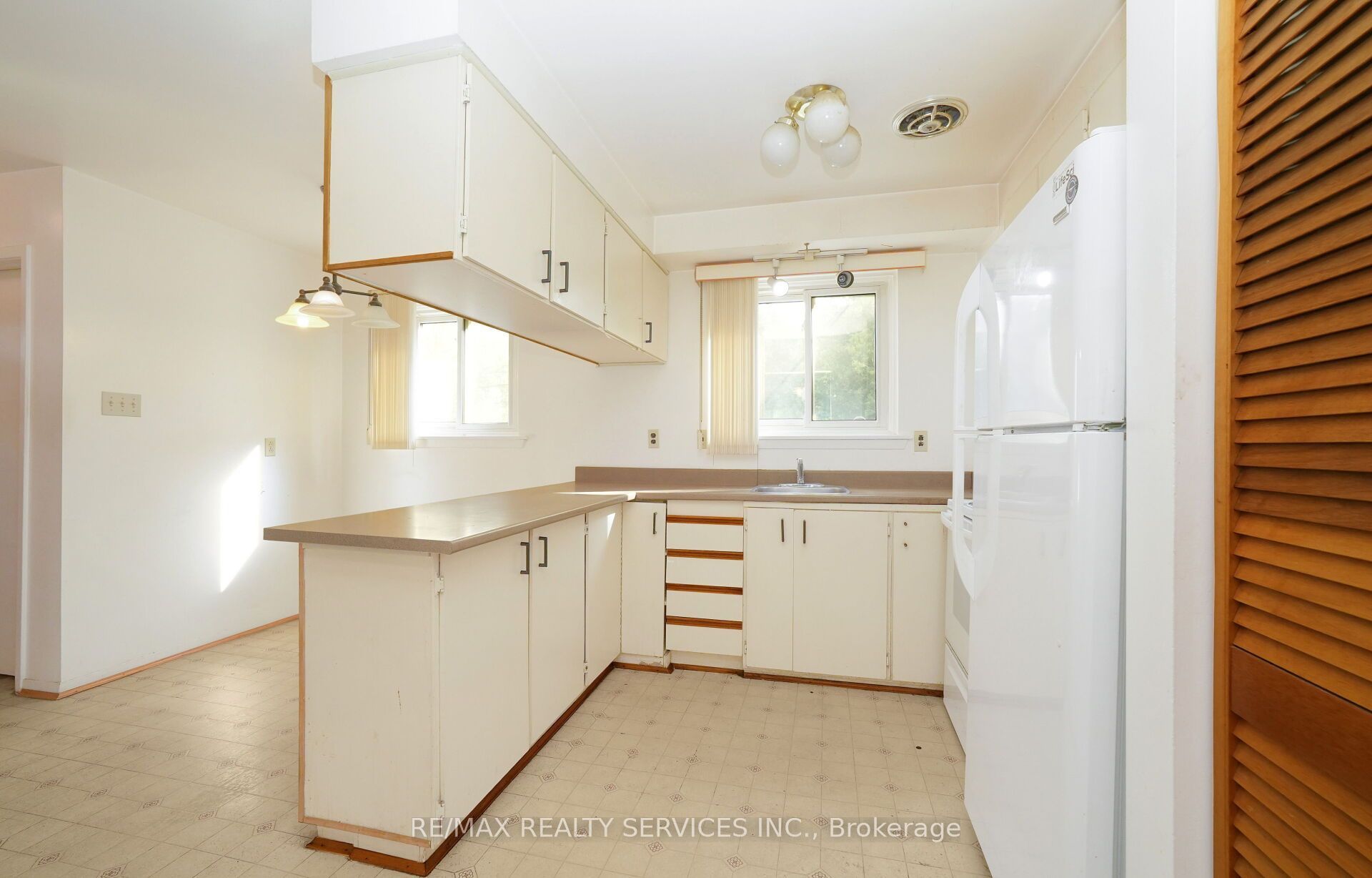79 Cloverdale Drive Property Photo 15