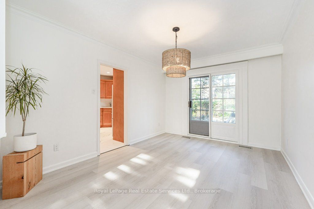 349 Wedgewood Drive Property Photo 11