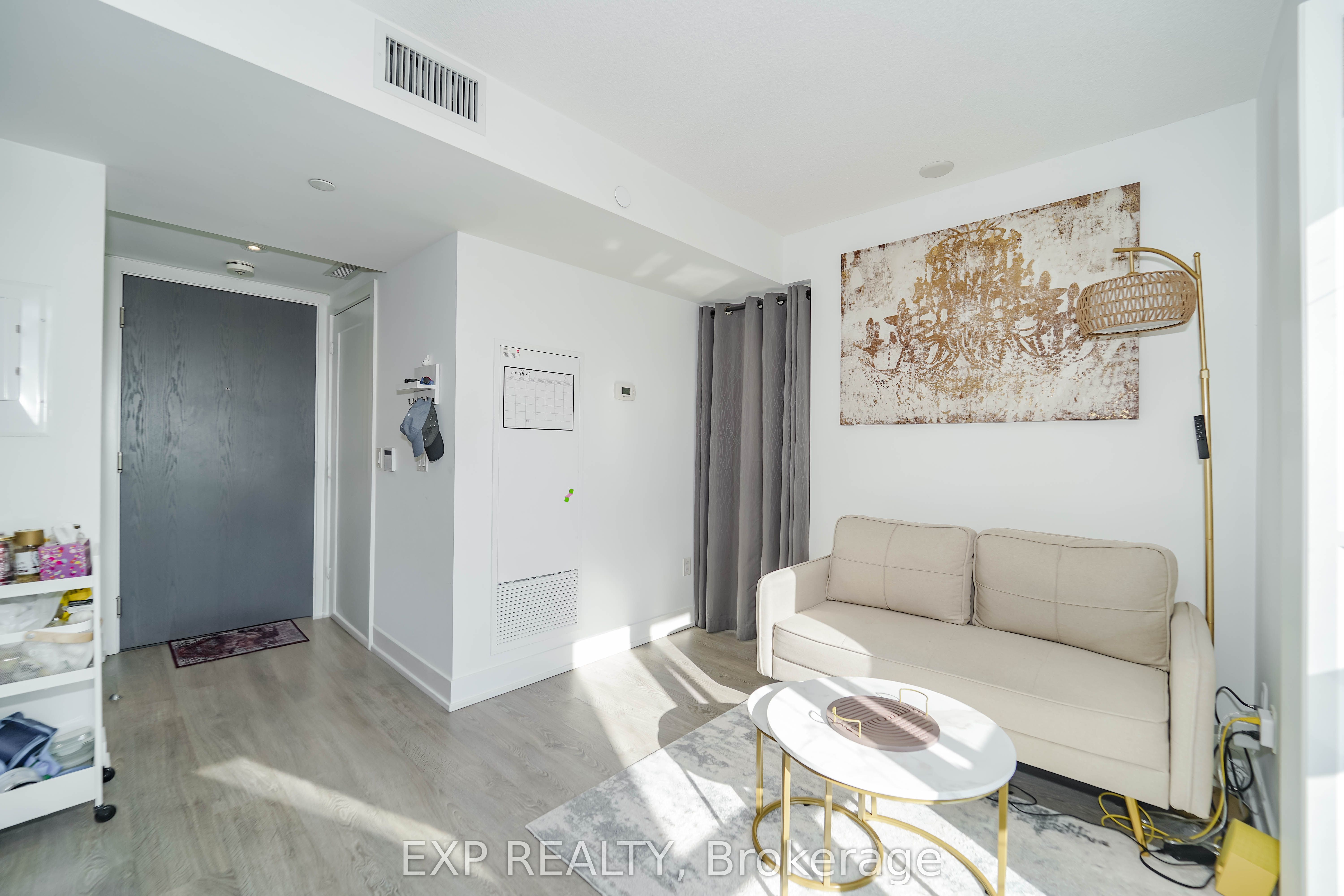 7 Mabelle Avenue 308a Property Photo 4