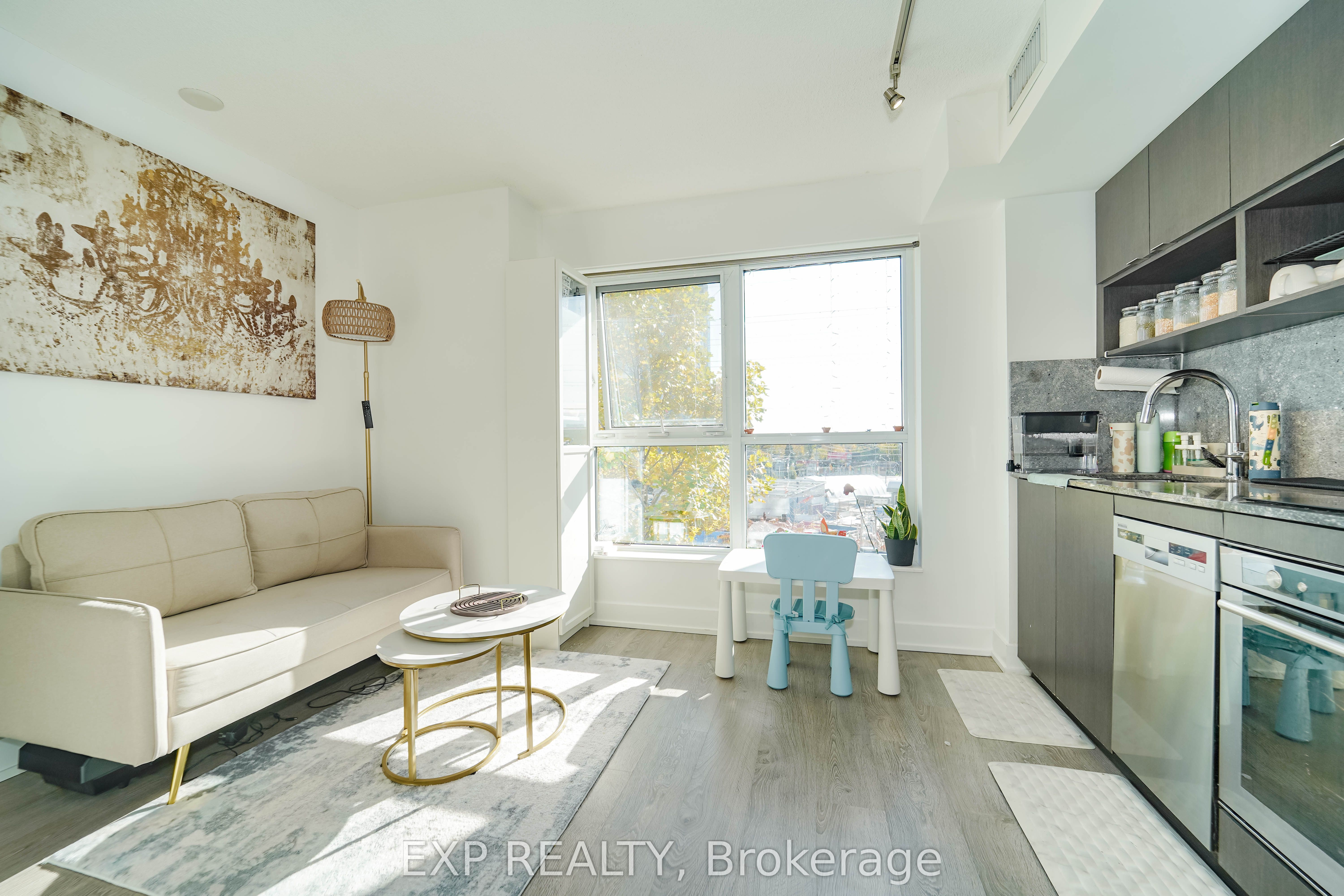 7 Mabelle Avenue 308a Property Photo 5