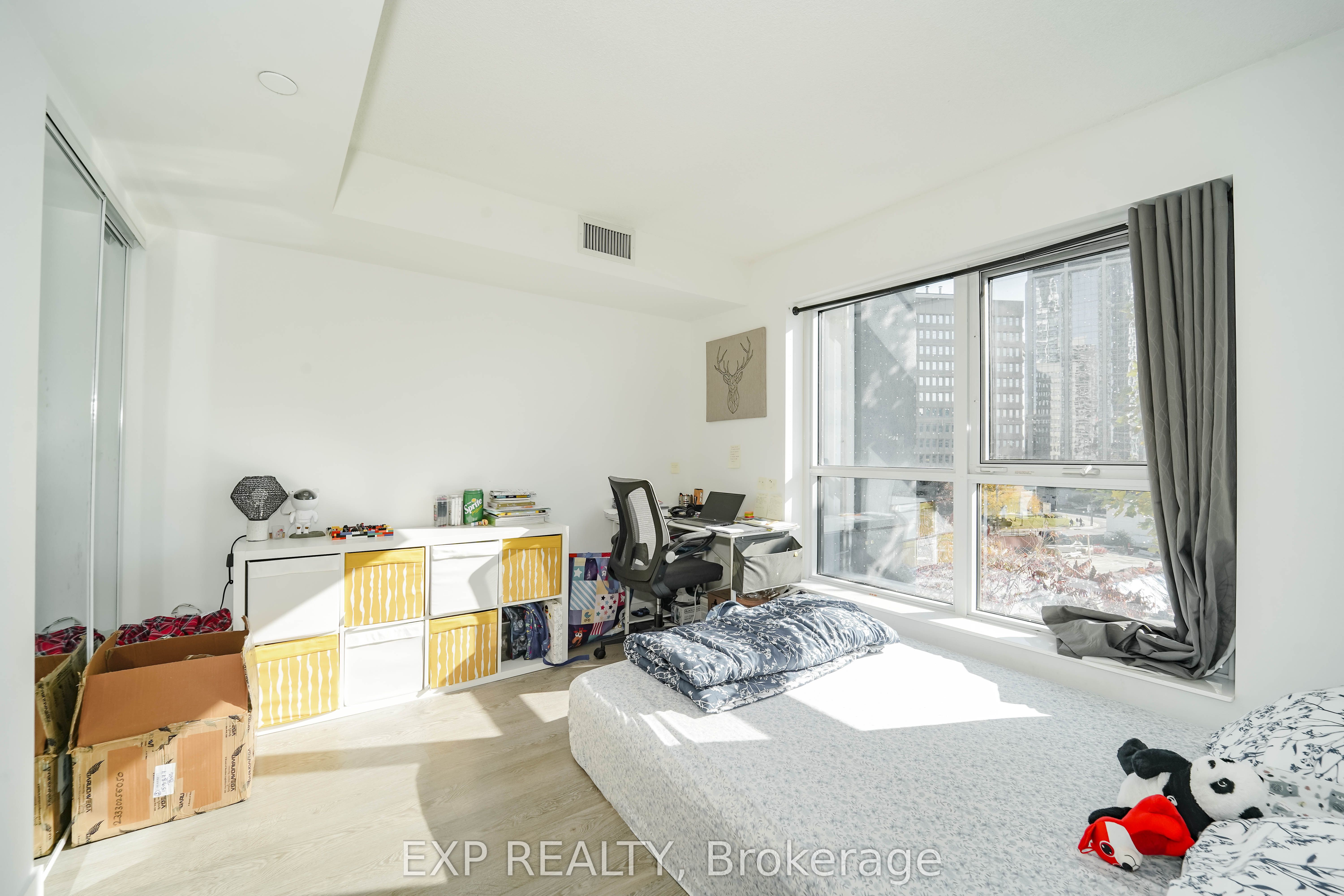 7 Mabelle Avenue 308a Property Photo 11