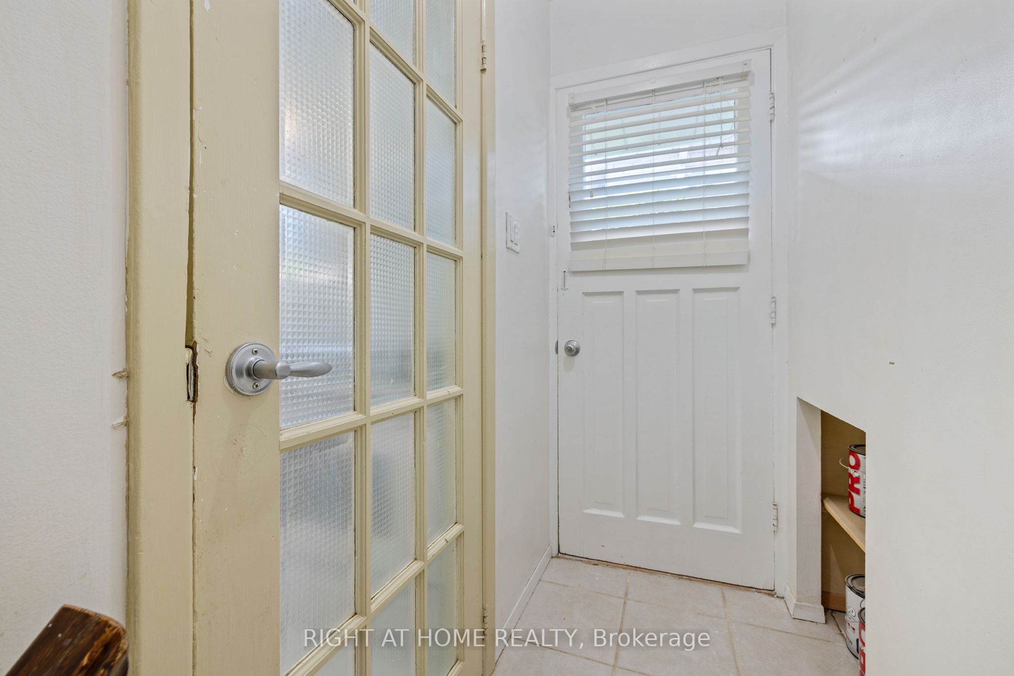 1147 Saturnia Crescent Property Photo 14