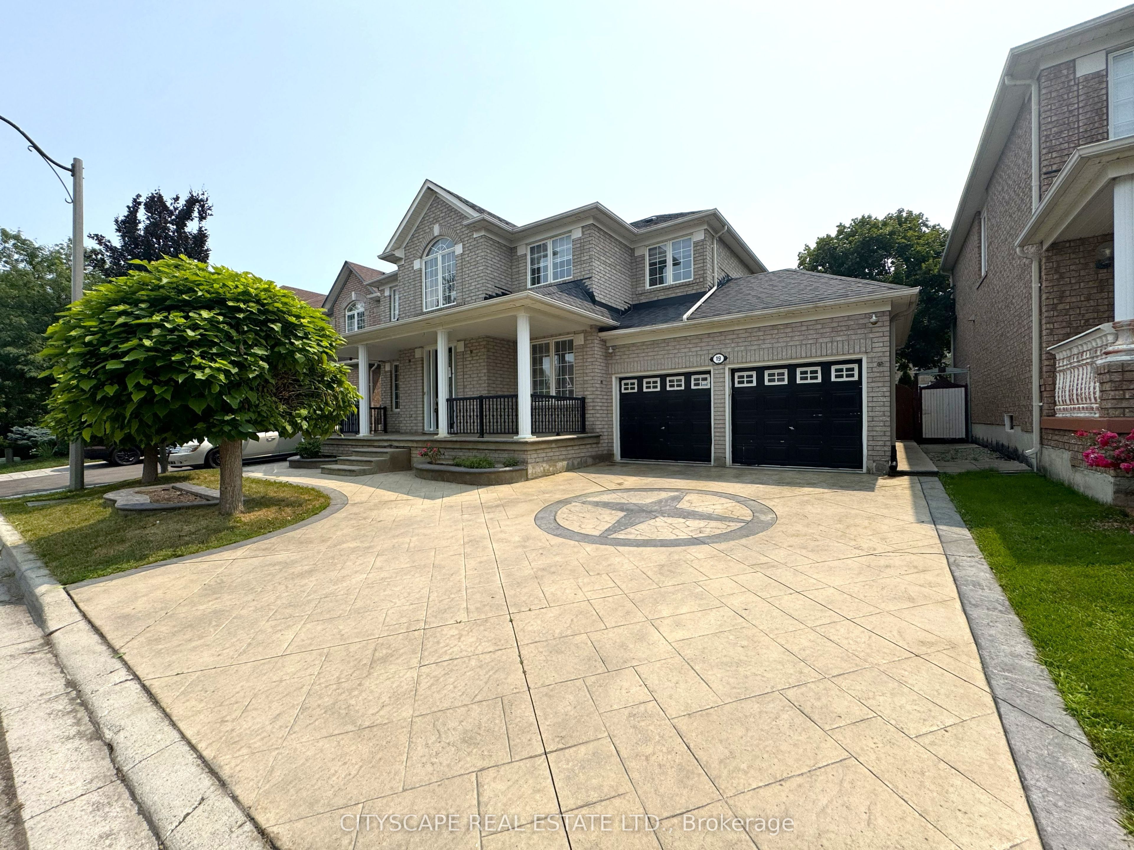 19 Selhurst Drive Property Photo 1