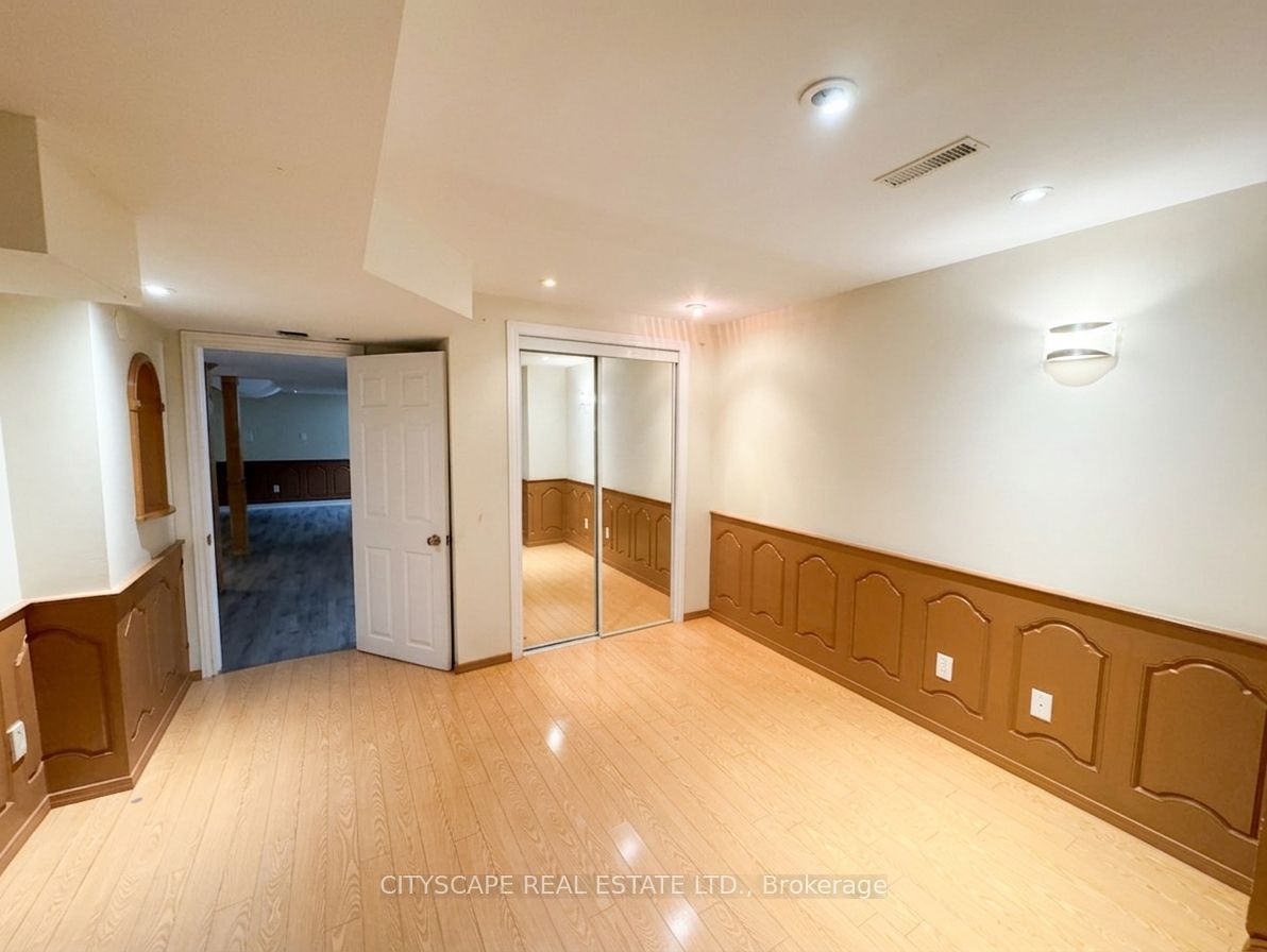 19 Selhurst Drive Property Photo 41