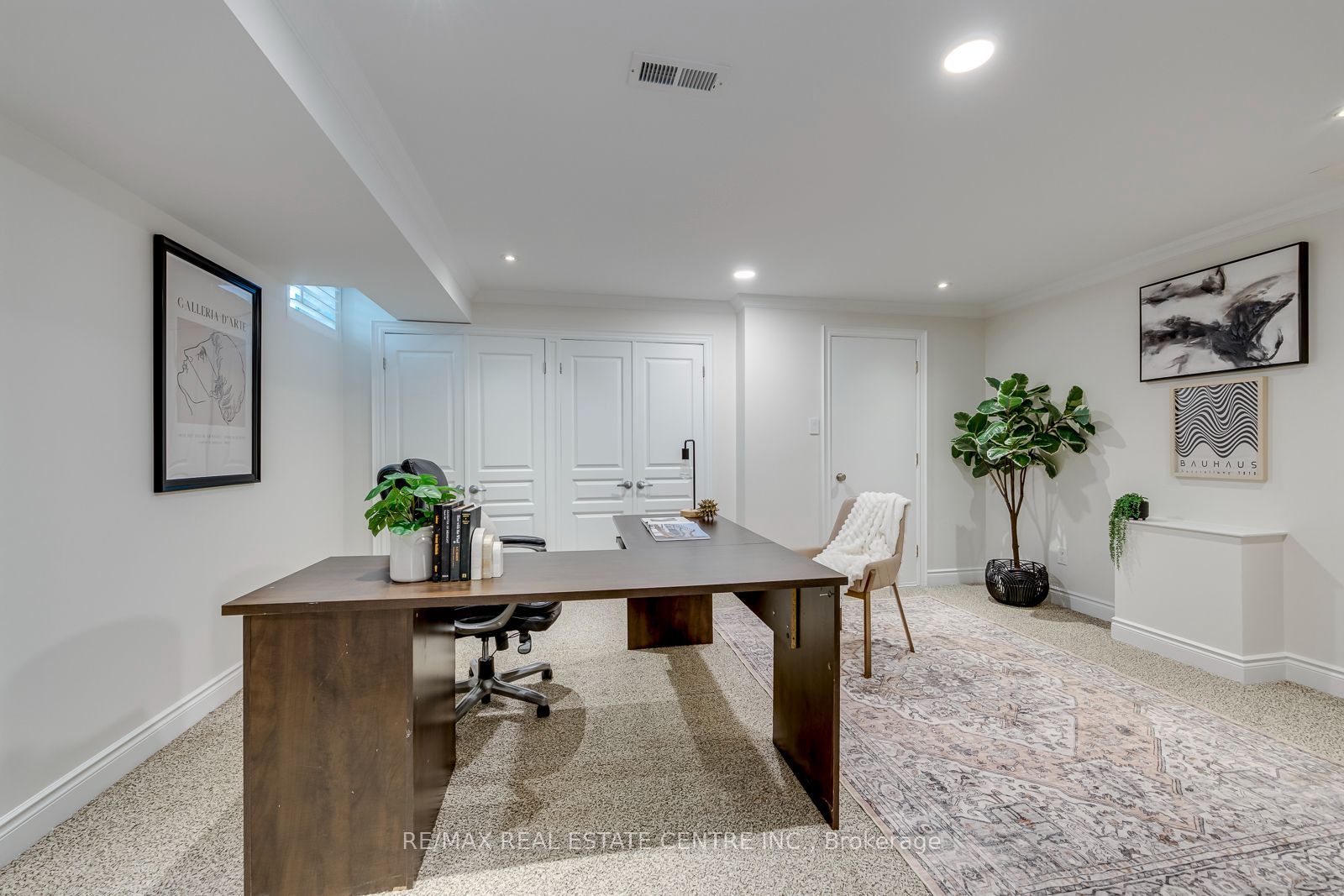 290 Duskywing Way Property Photo 44