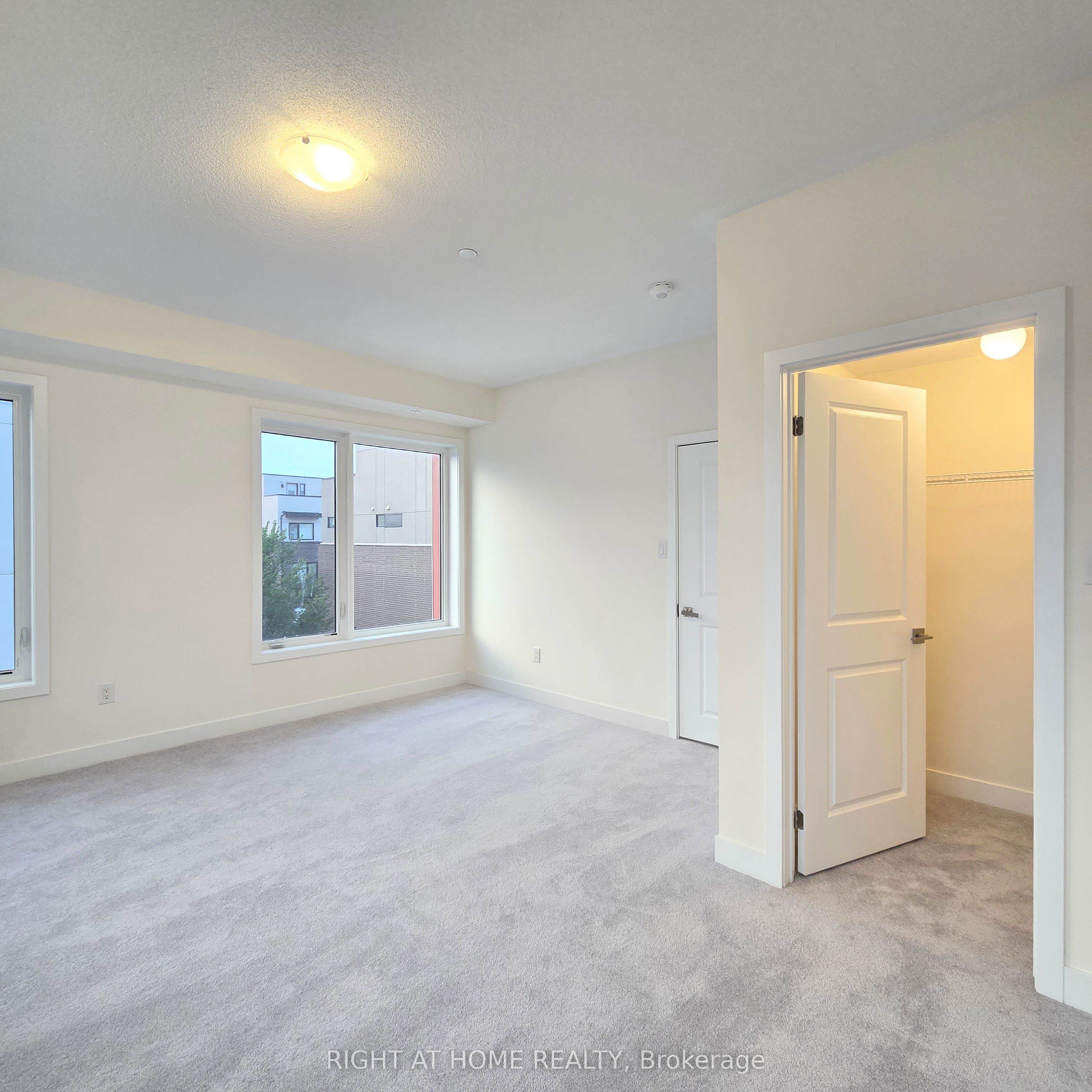 137 Frederick Tisdale Drive #upper Unit Property Photo 17