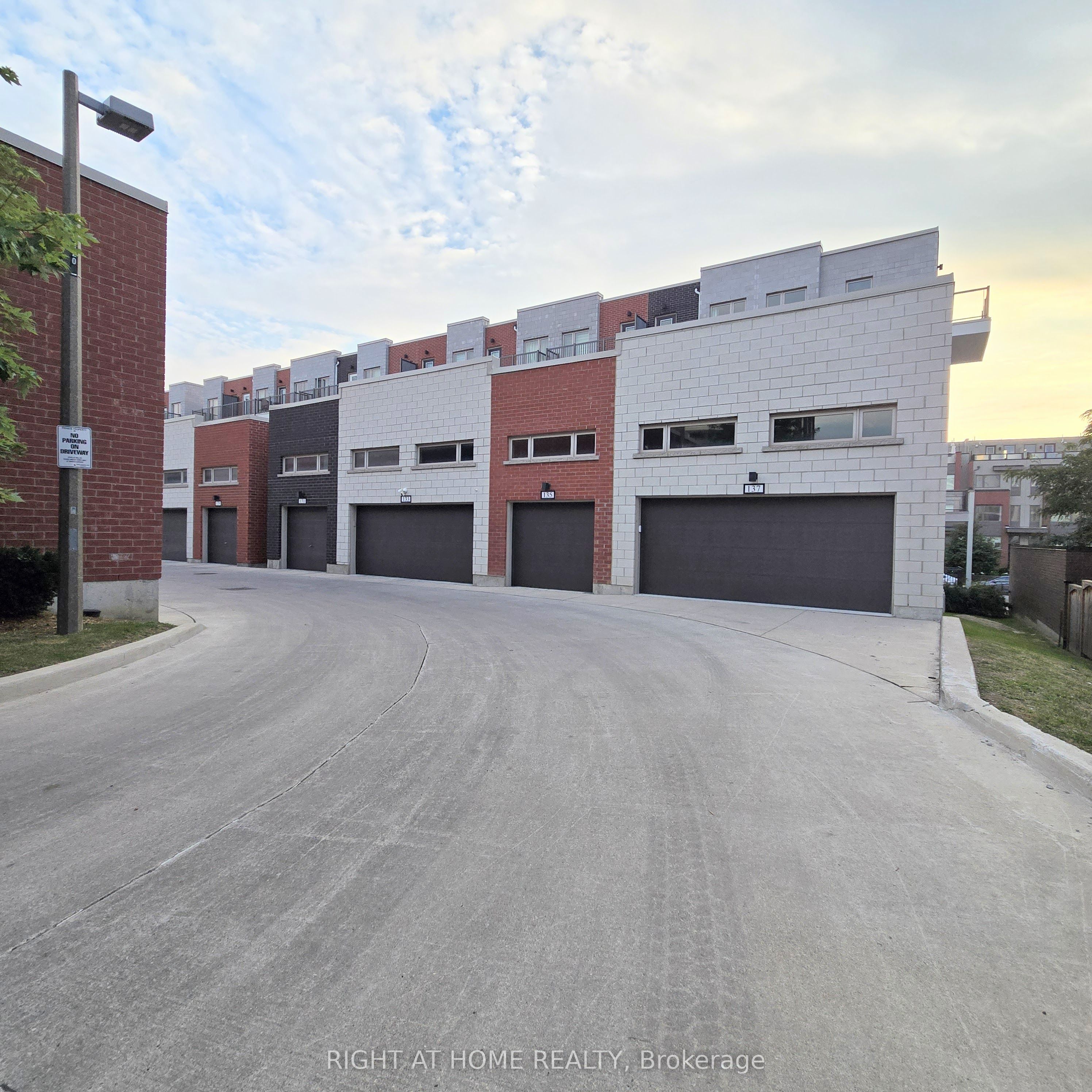 137 Frederick Tisdale Drive #upper Unit Property Photo 31