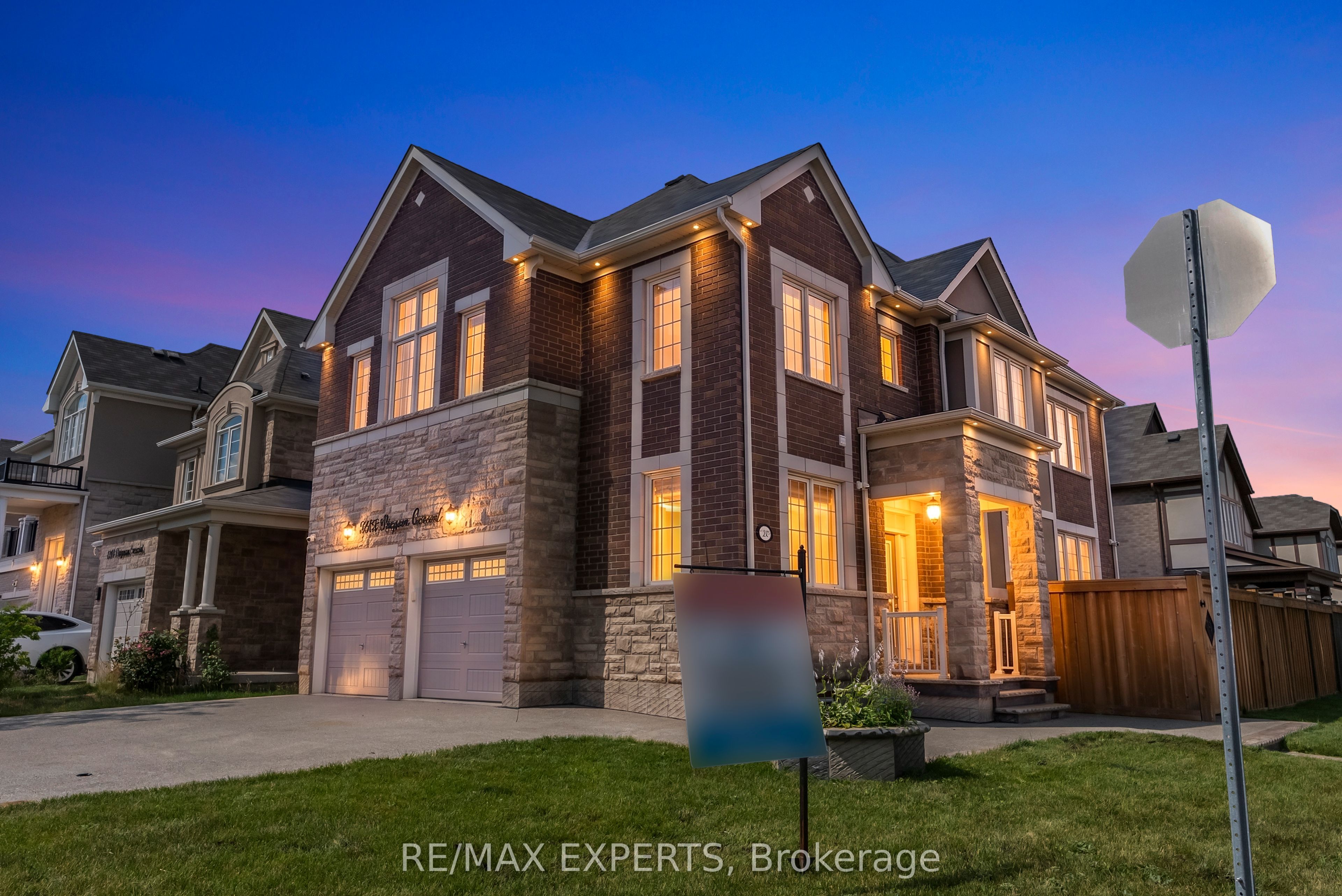 1253 Duignan Crescent Property Photo 1