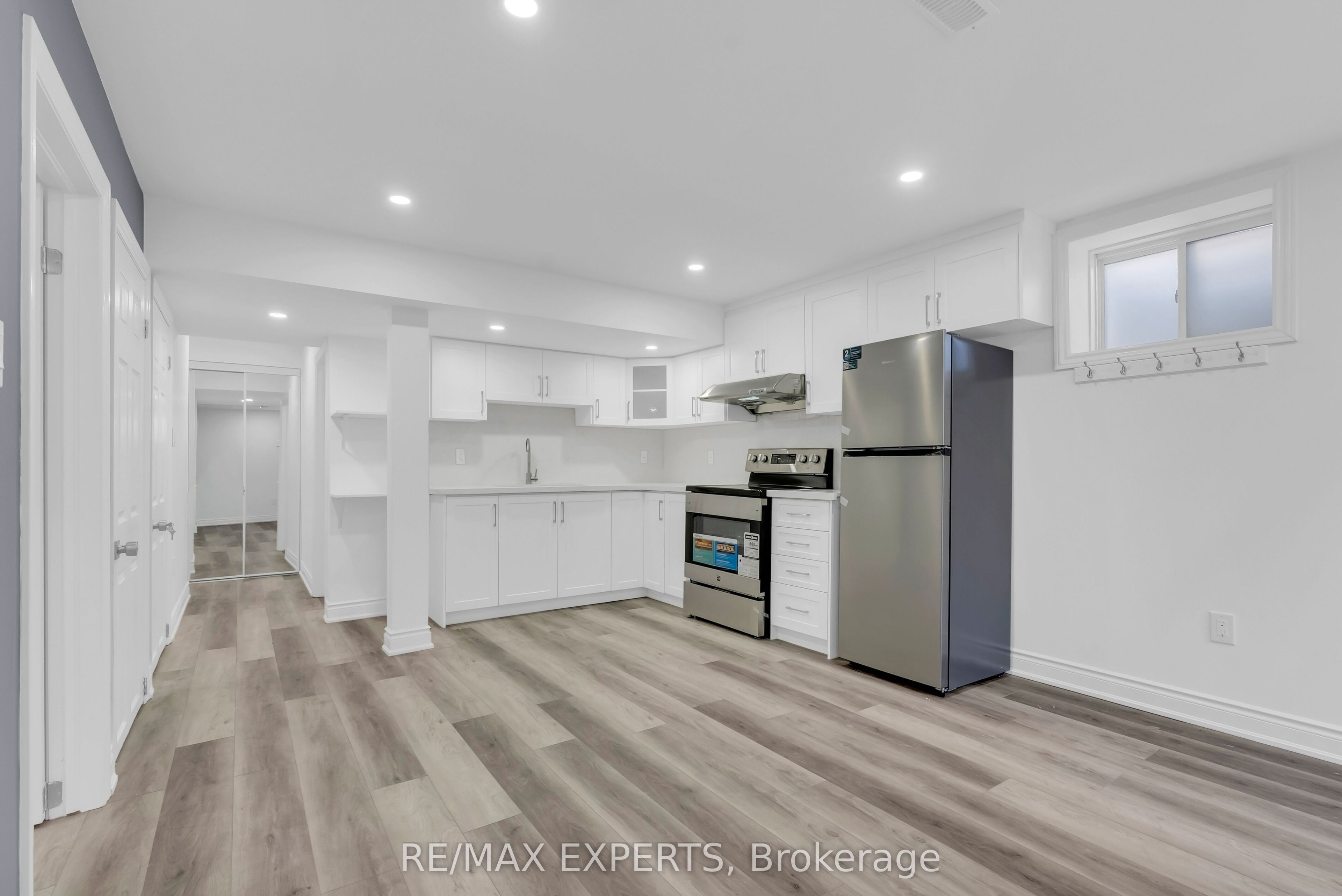 1253 Duignan Crescent Property Photo 39