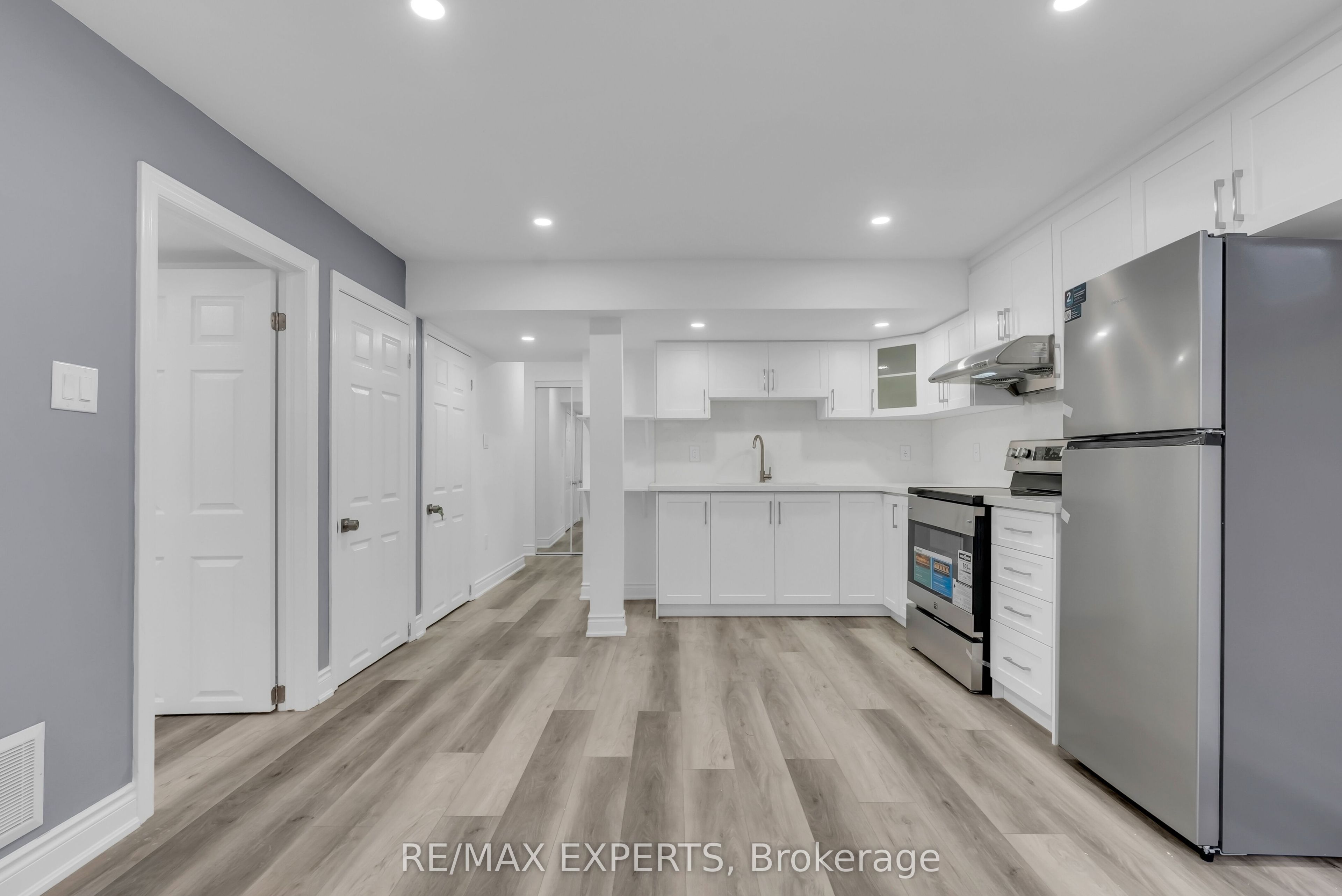 1253 Duignan Crescent Property Photo 40