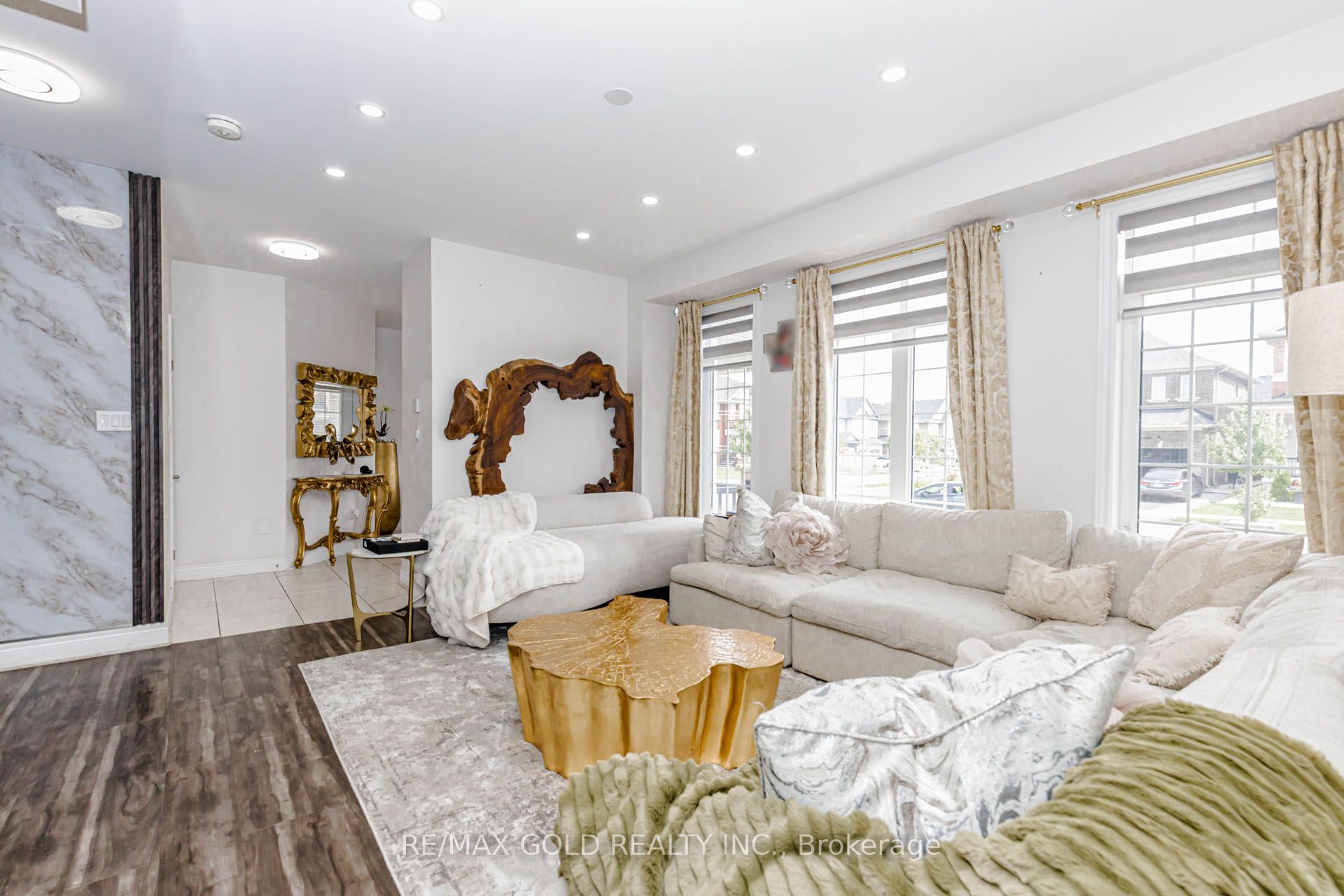 15351 Danby Road Property Photo 10