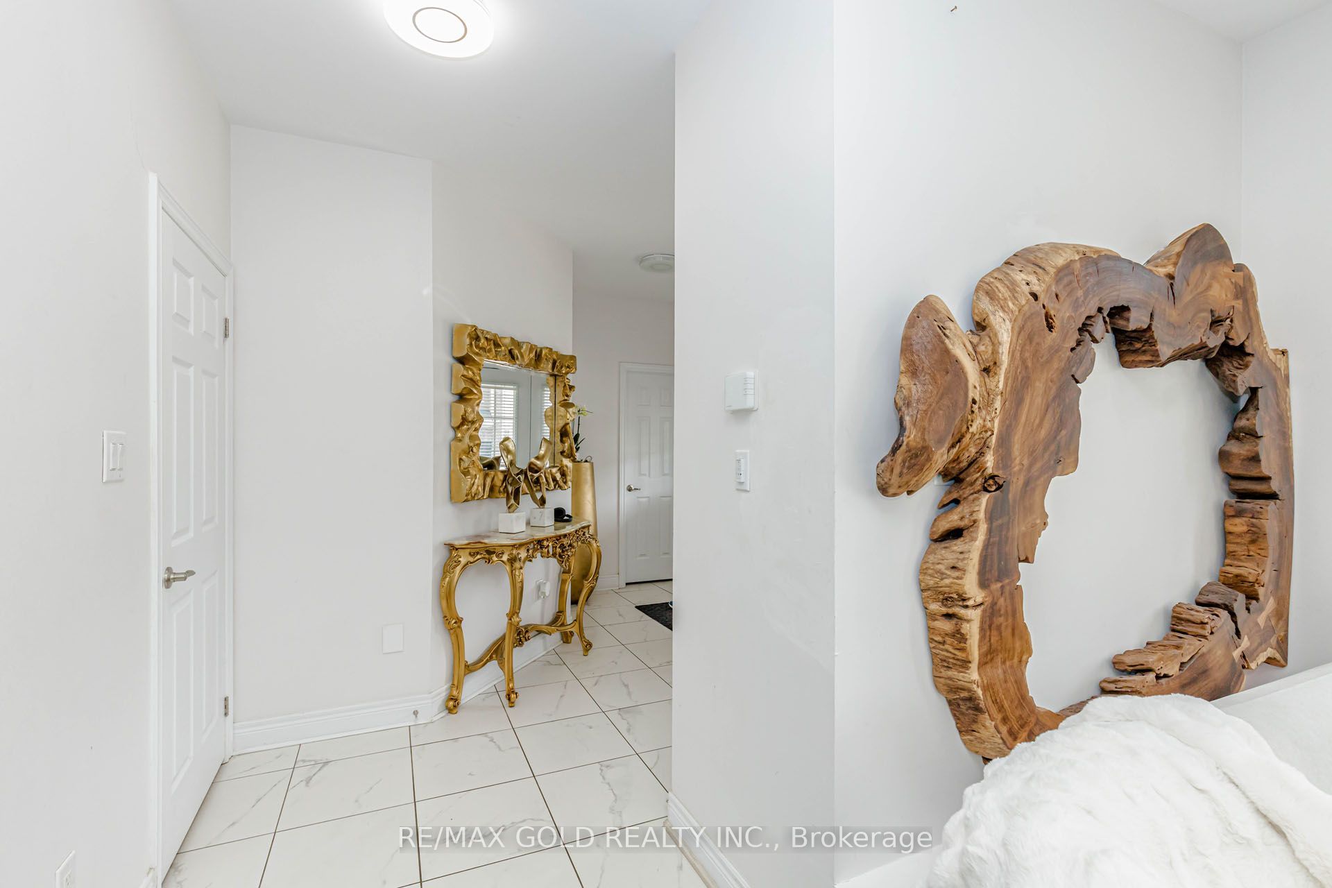15351 Danby Road Property Photo 13