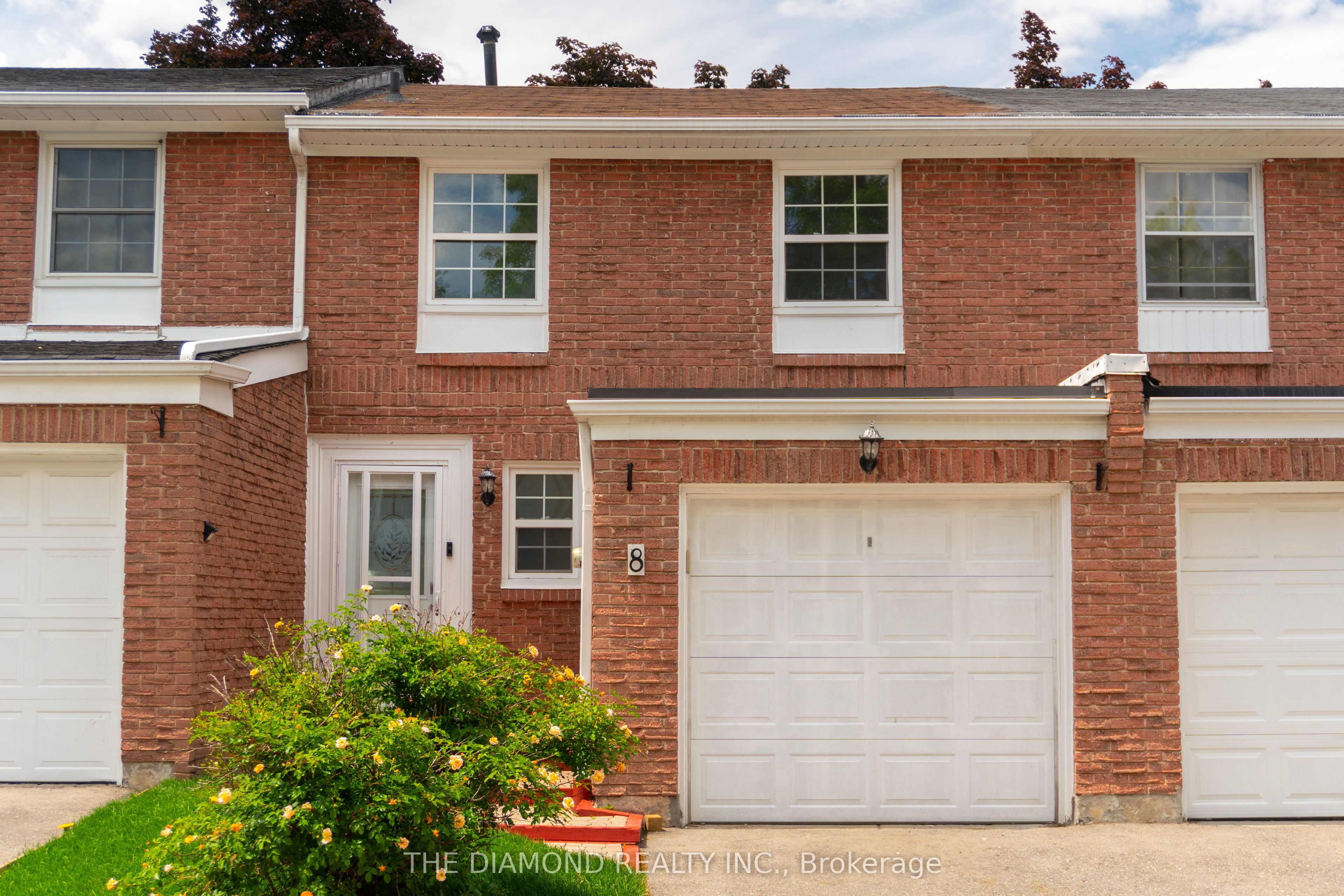 2288 The Collegeway 8 Property Photo 1