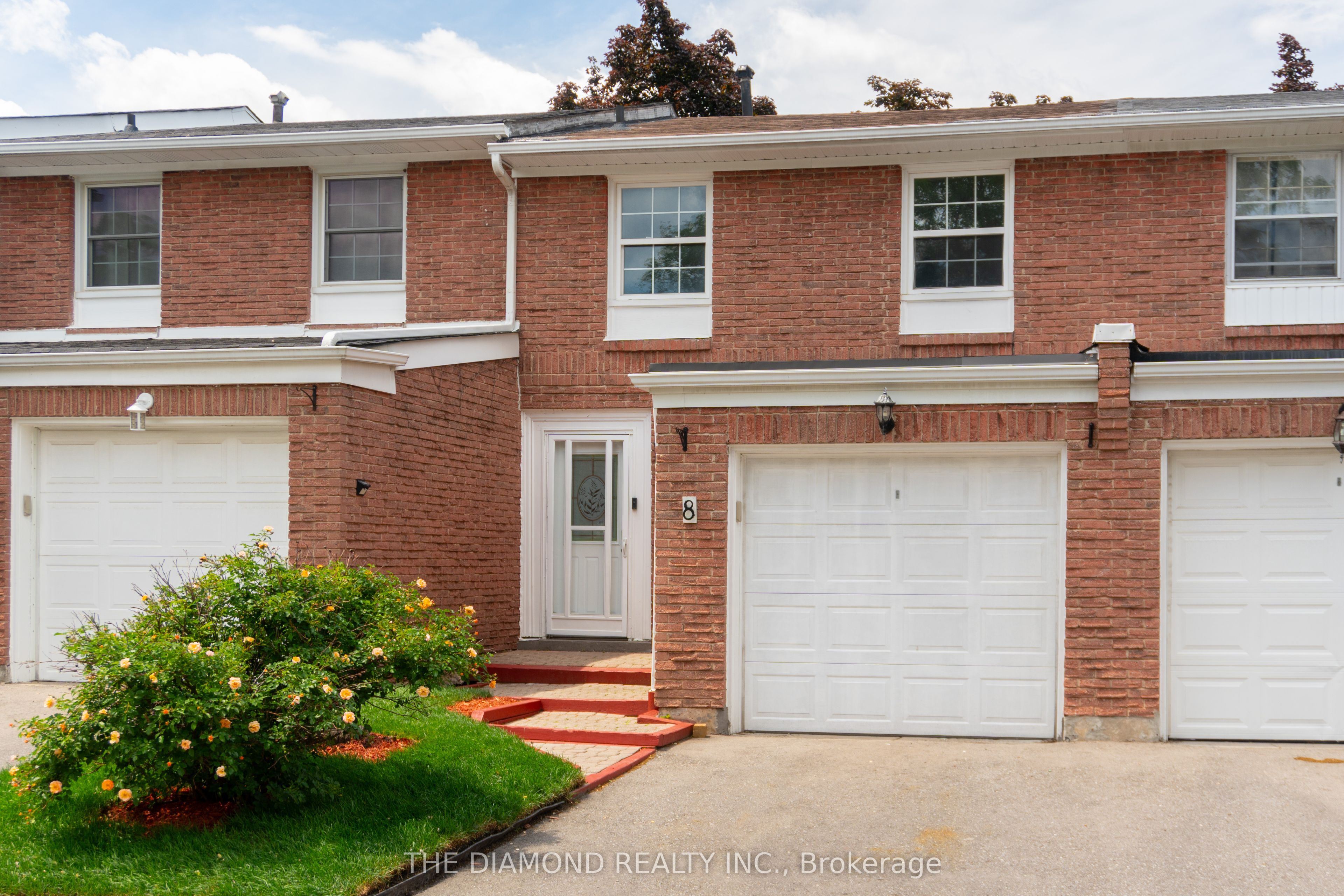 2288 The Collegeway 8 Property Photo 2