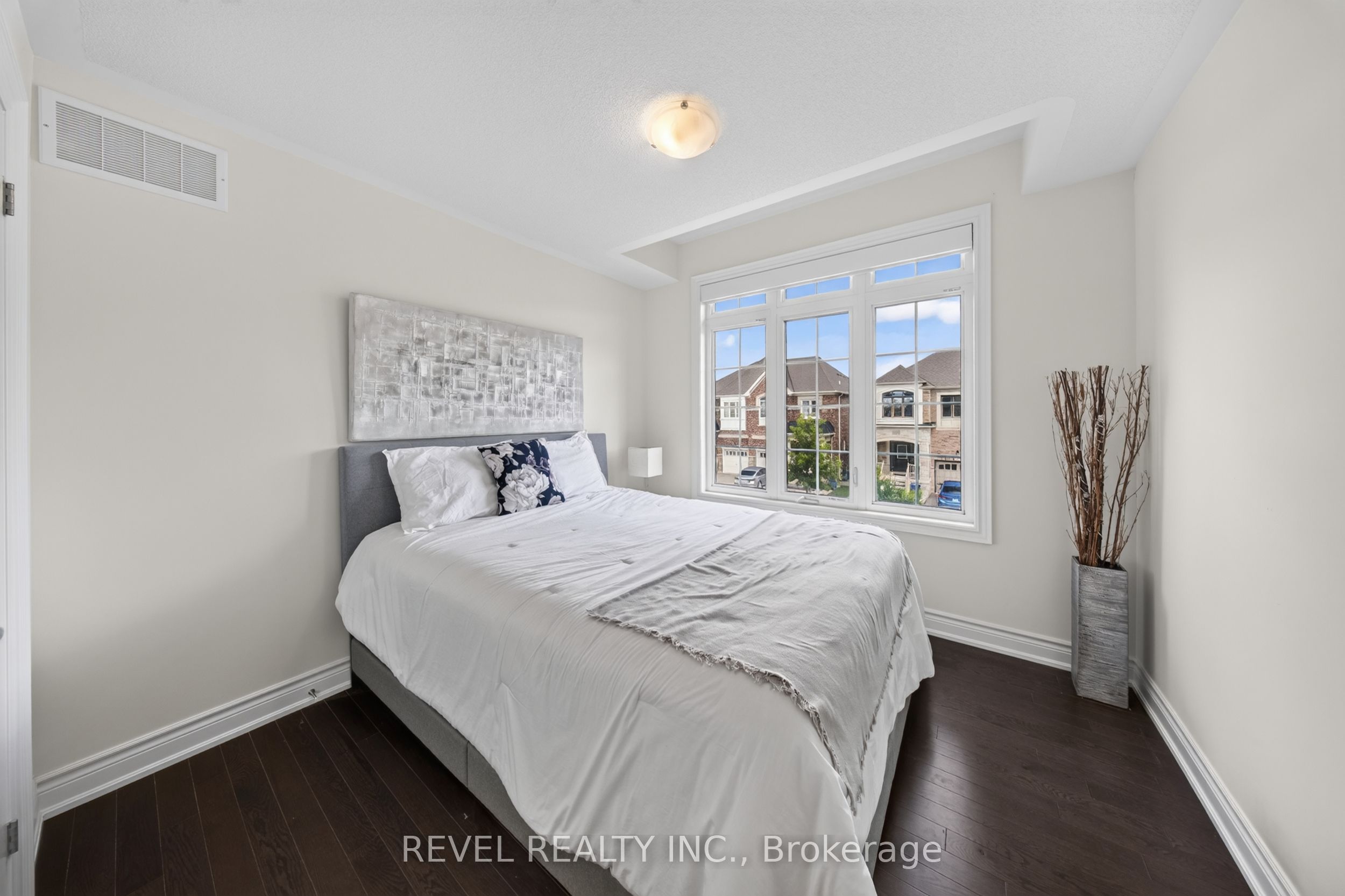 455 Ramsey Place Property Photo 16