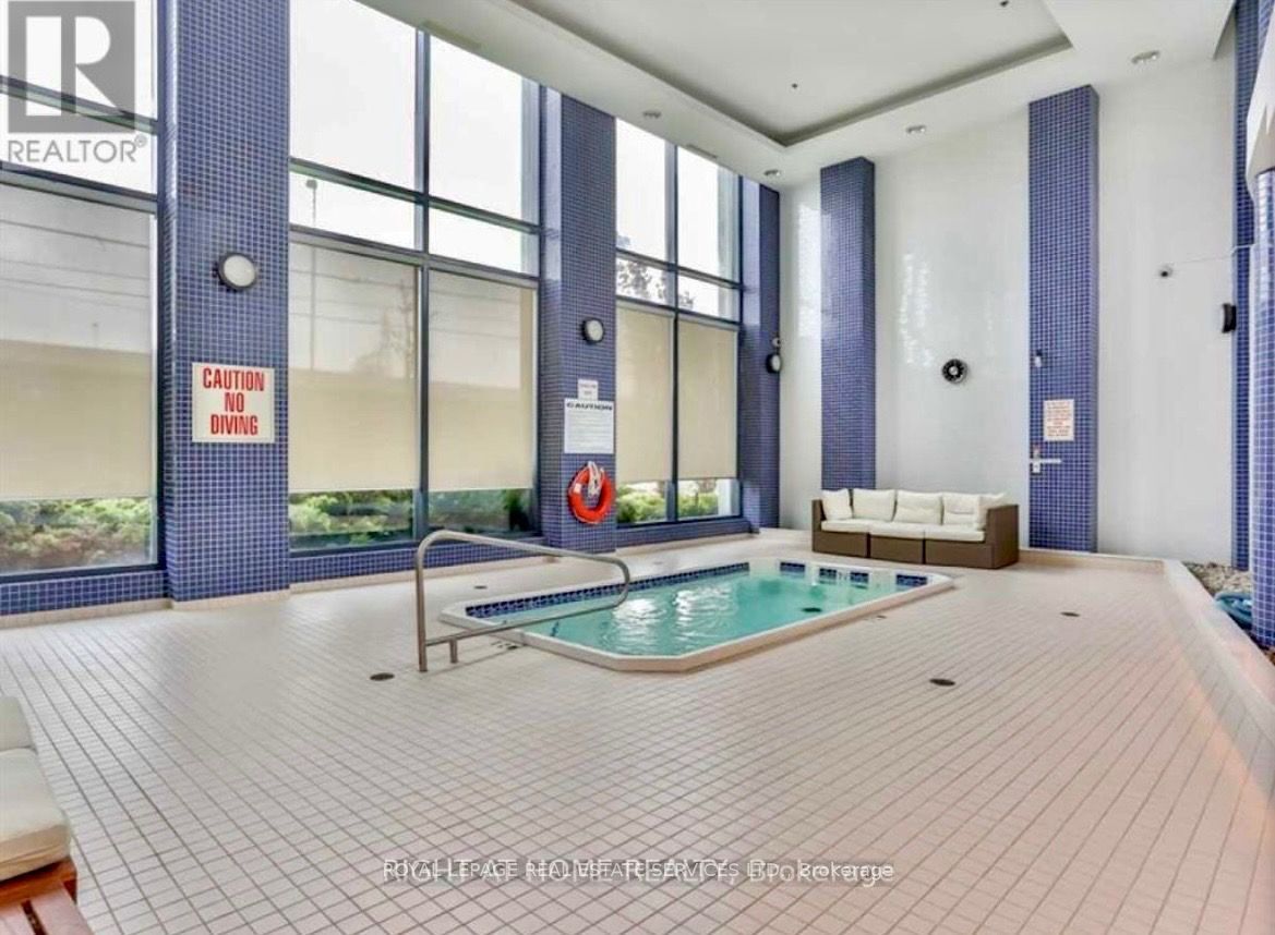 2083 W Lake Shore Boulevard 511 Property Photo 22