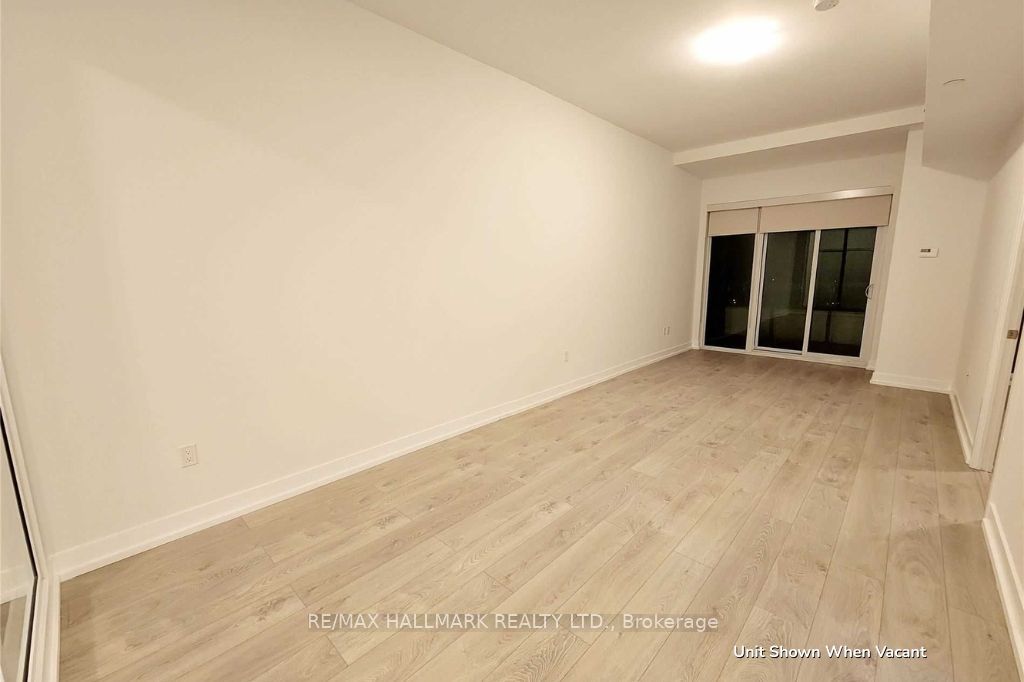 30 Shore Breeze Drive 922 Property Photo 6