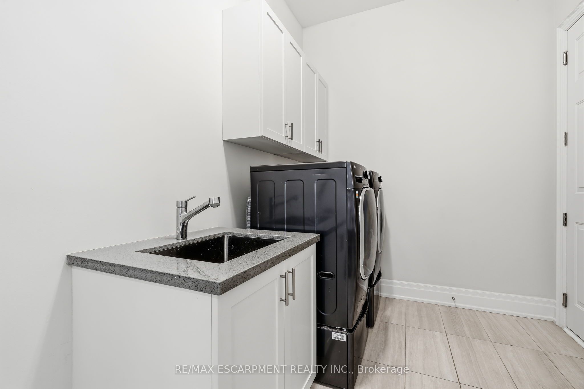 1221 Ironbridge Road Property Photo 24