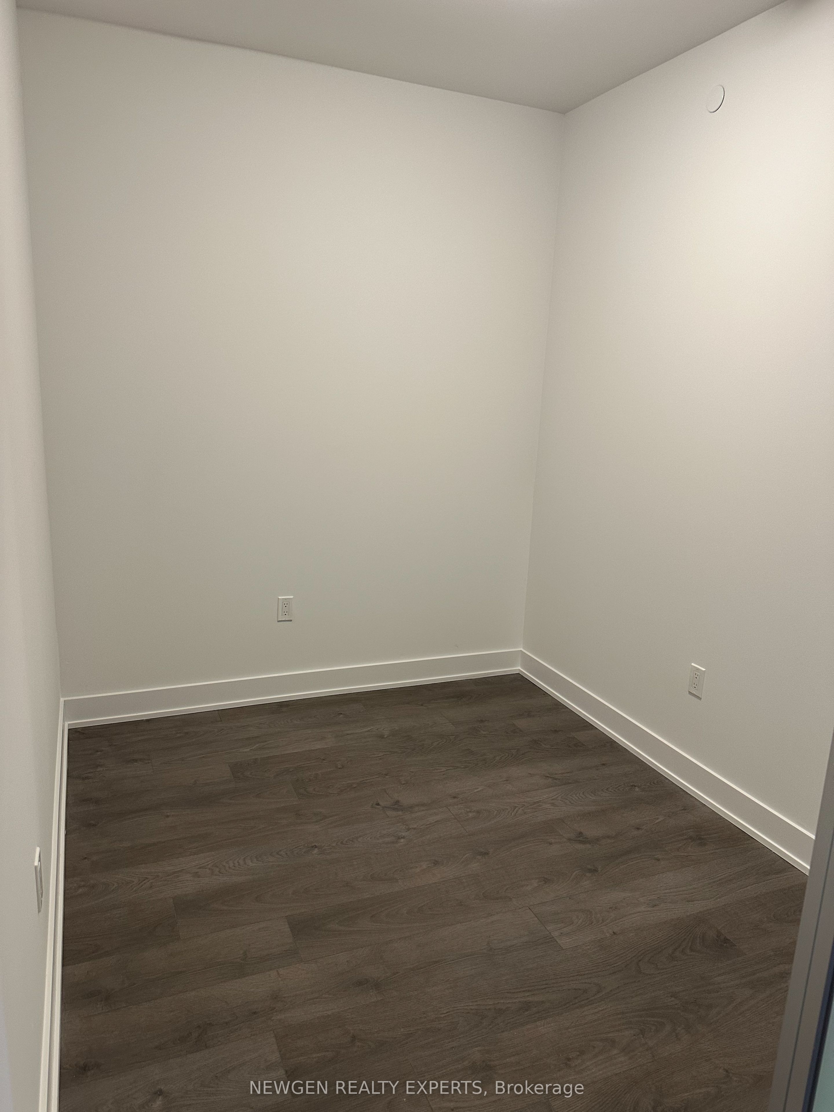 2333 Khalsa Gate 201 Property Photo 13
