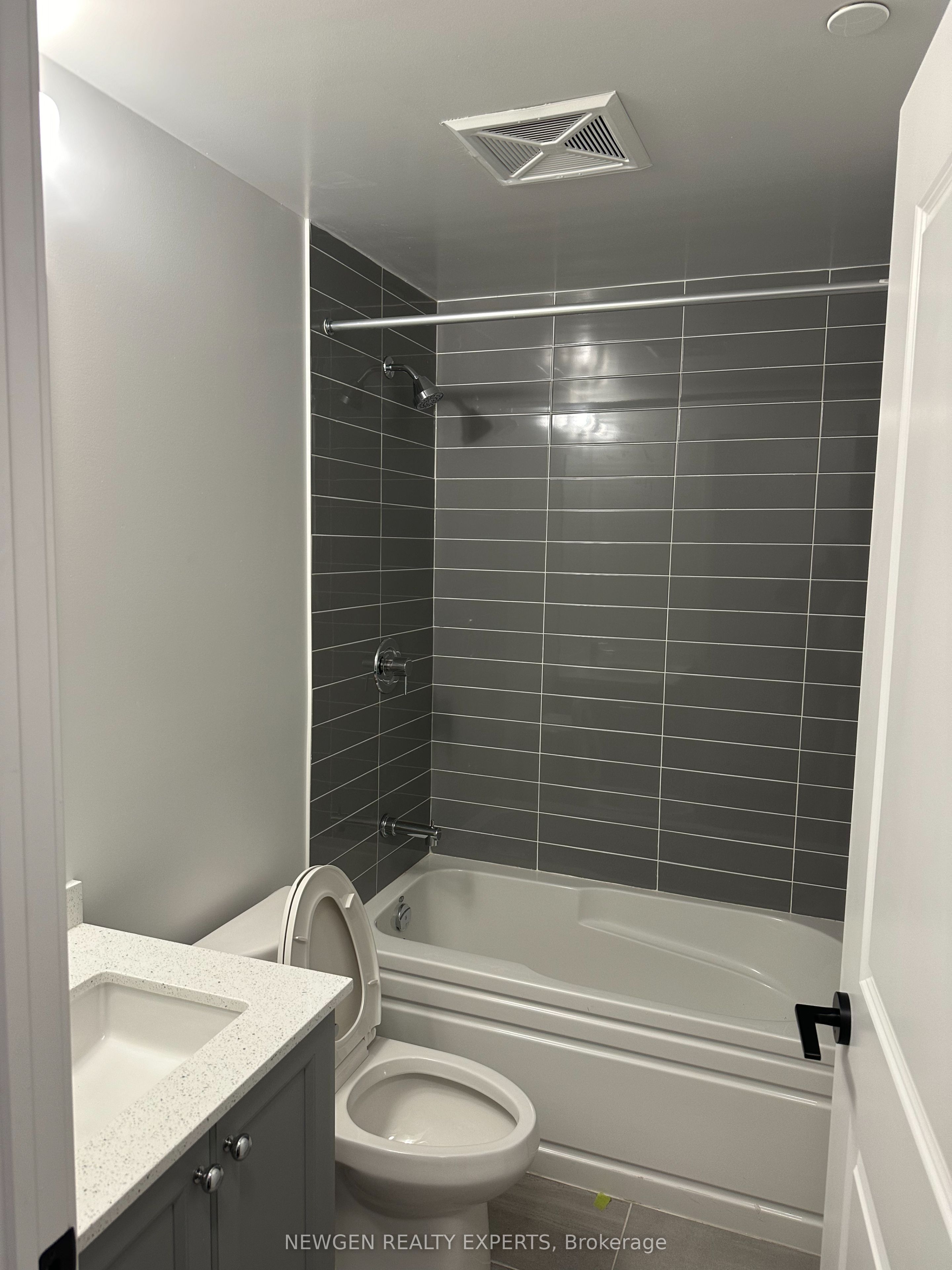 2333 Khalsa Gate 201 Property Photo 16