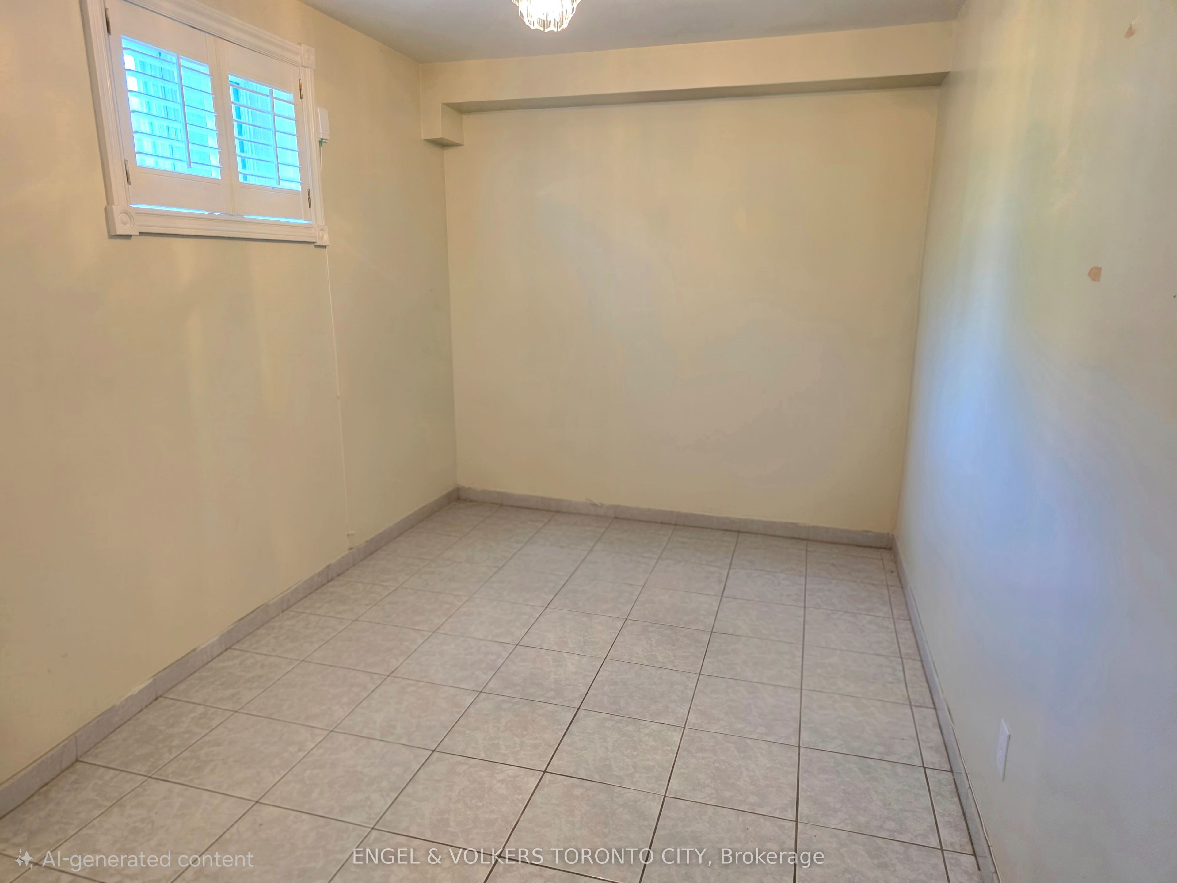 130 Shoreham Drive Lower Property Photo 12