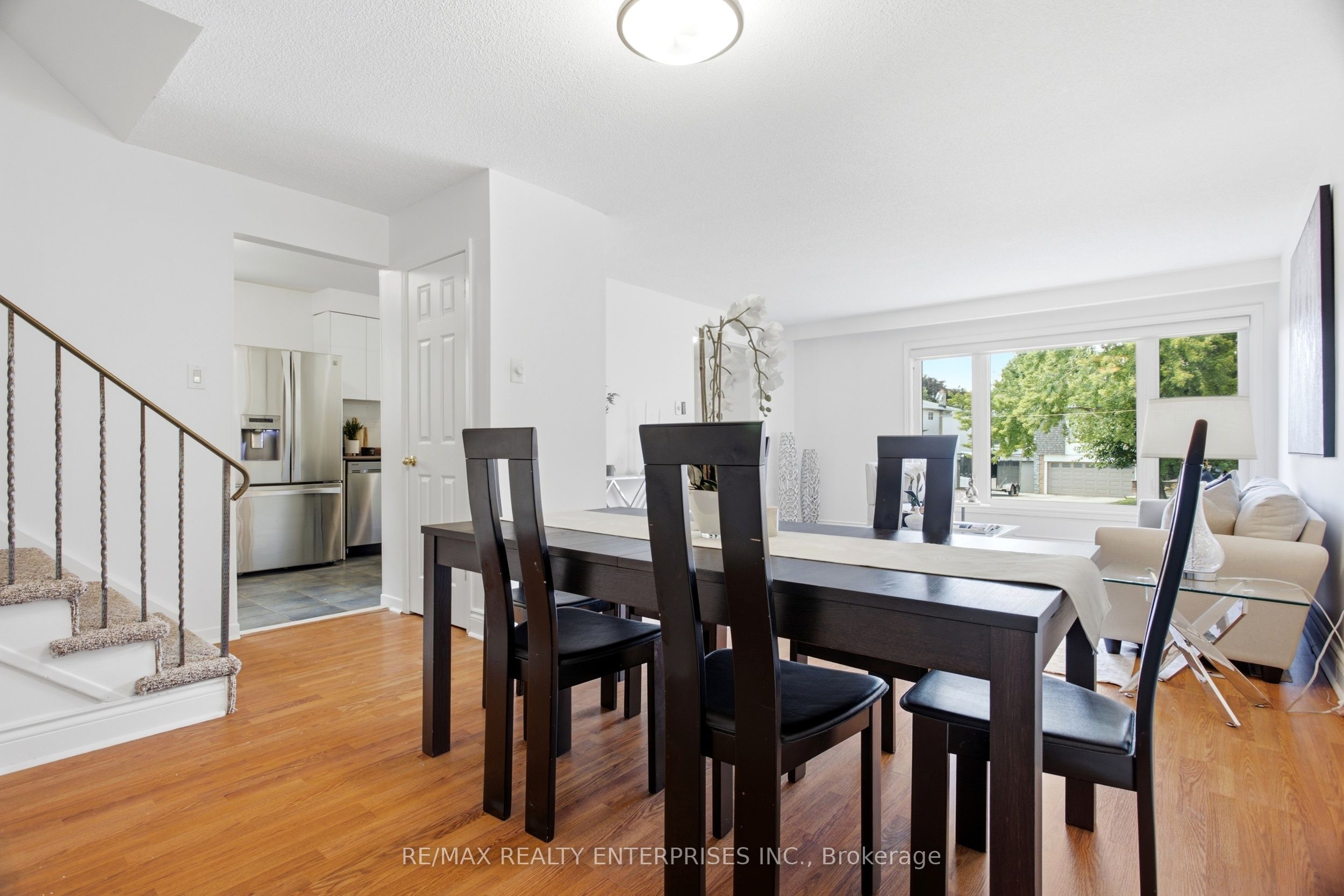 2956 Windjammer Road Property Photo 11