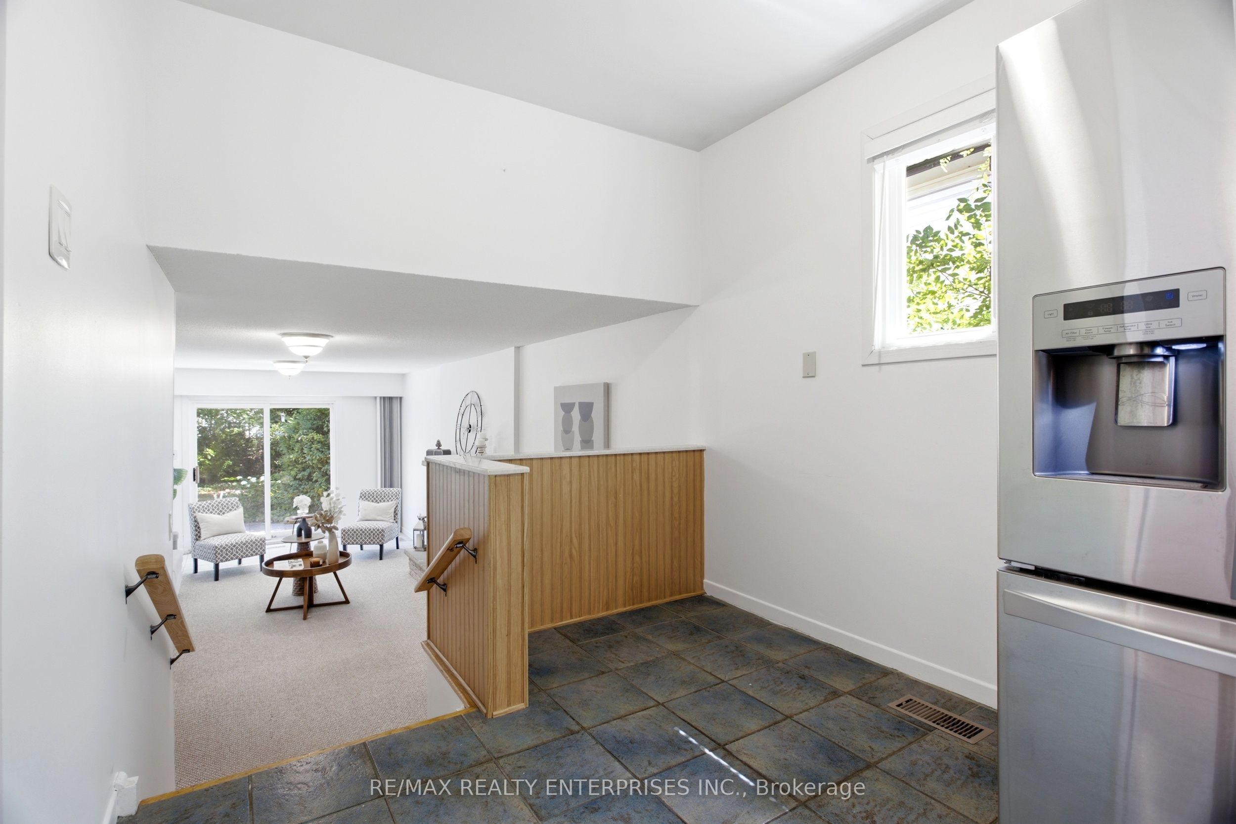 2956 Windjammer Road Property Photo 13