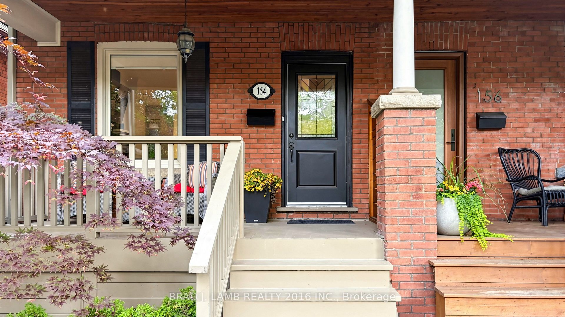154 Fairview Avenue Property Photo 2