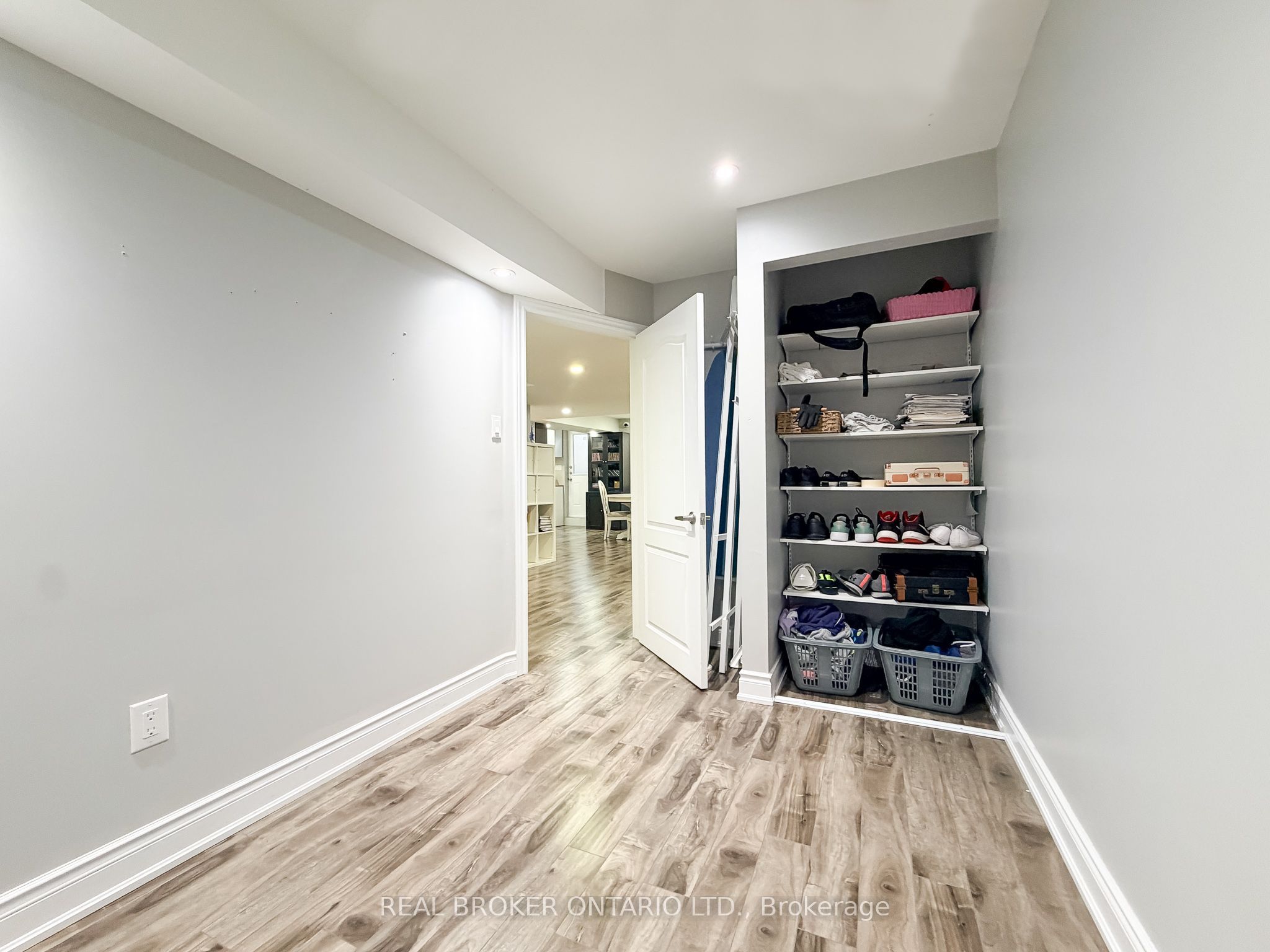 135 Goodwin Crescent Basement Property Photo 24