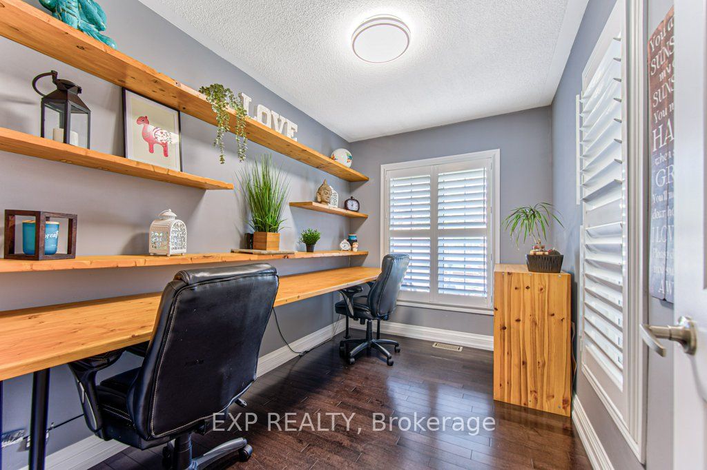 76 Ruhl Drive Property Photo 8