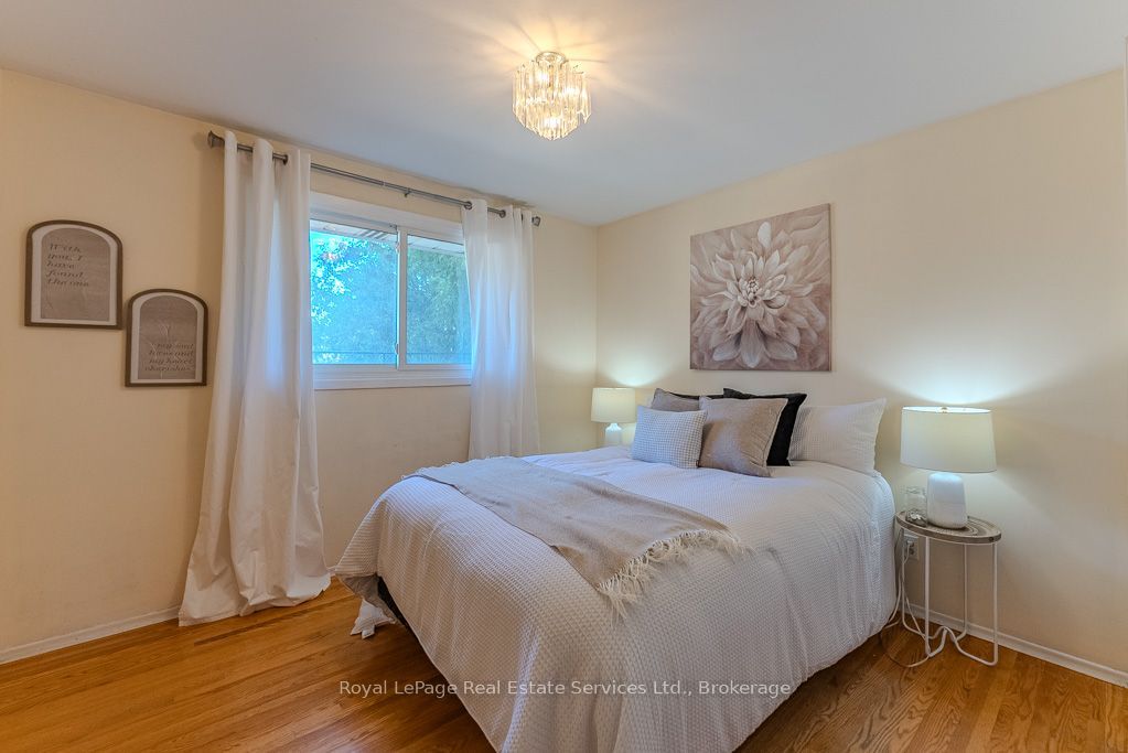 668 Maclaren Drive Property Photo 12