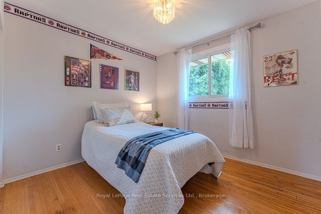 668 Maclaren Drive Property Photo 16