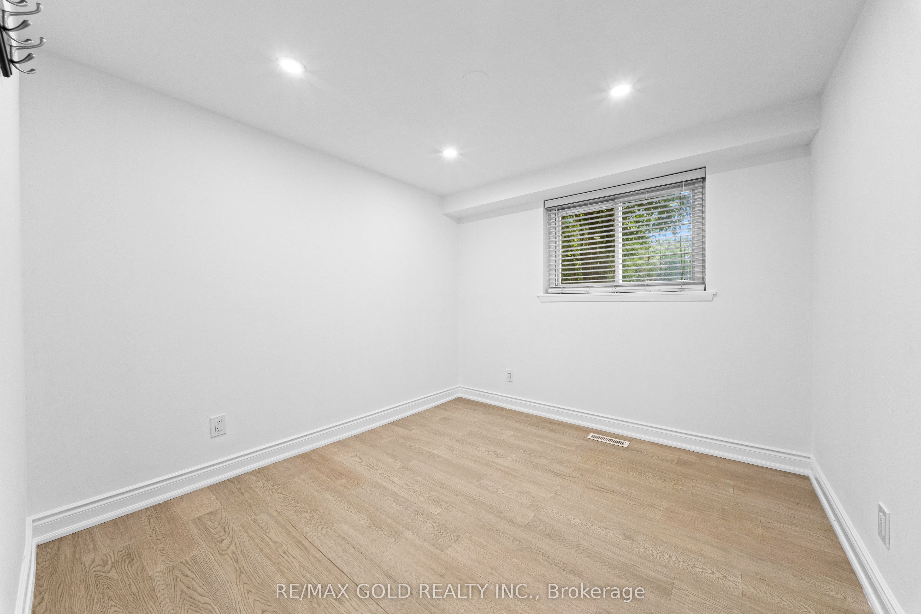 88 Goldcrest Road Property Photo 13