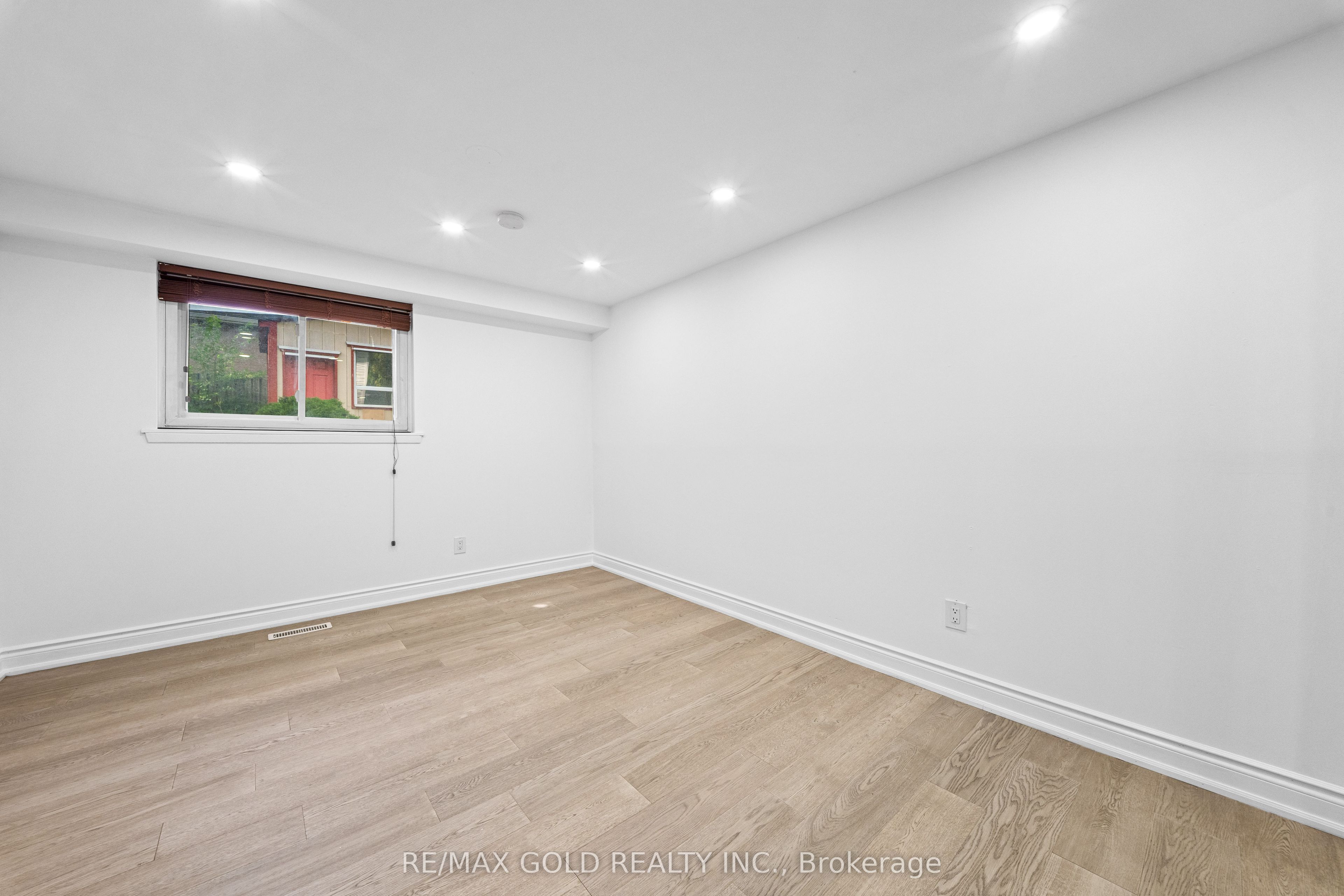 88 Goldcrest Road Property Photo 14