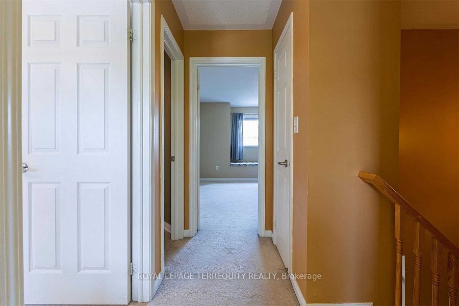 2458 Baintree Crescent Property Photo 23