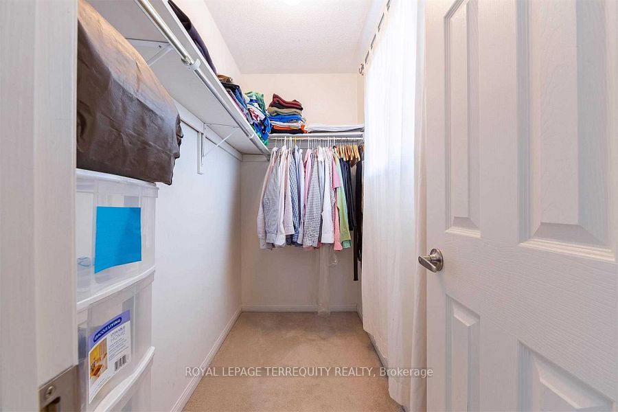 2458 Baintree Crescent Property Photo 27