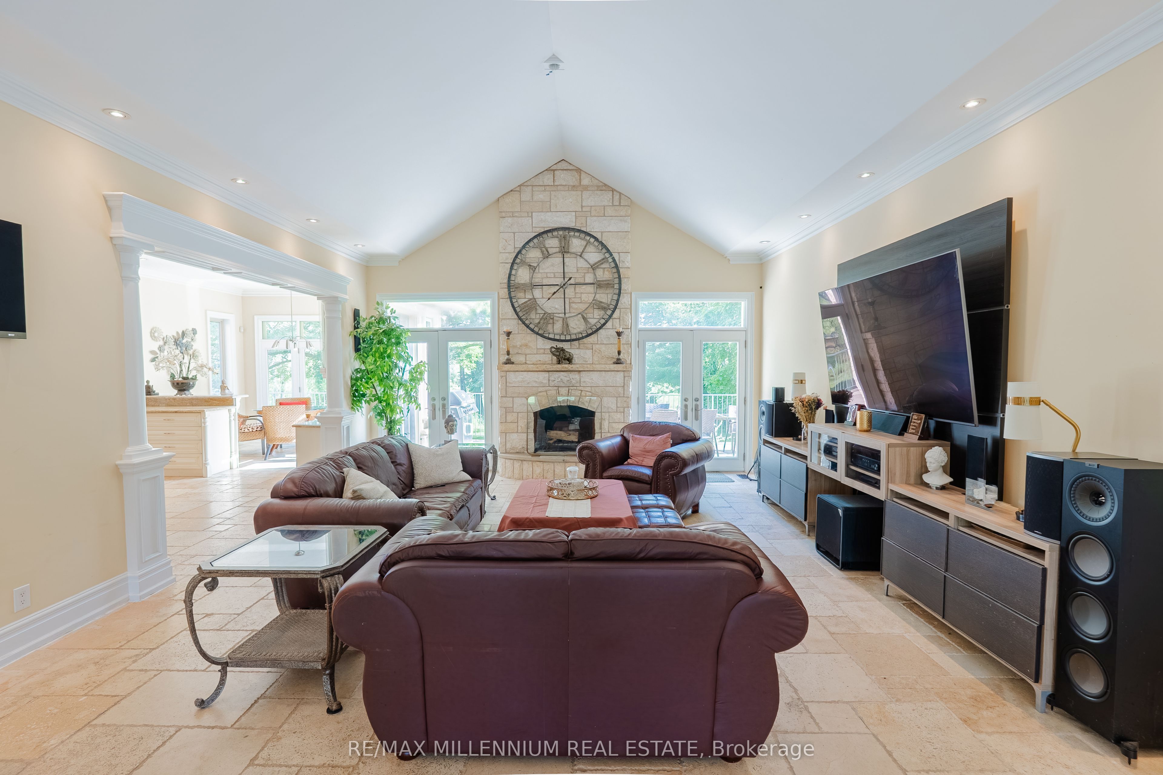 16282 27 Side Road Property Photo 3