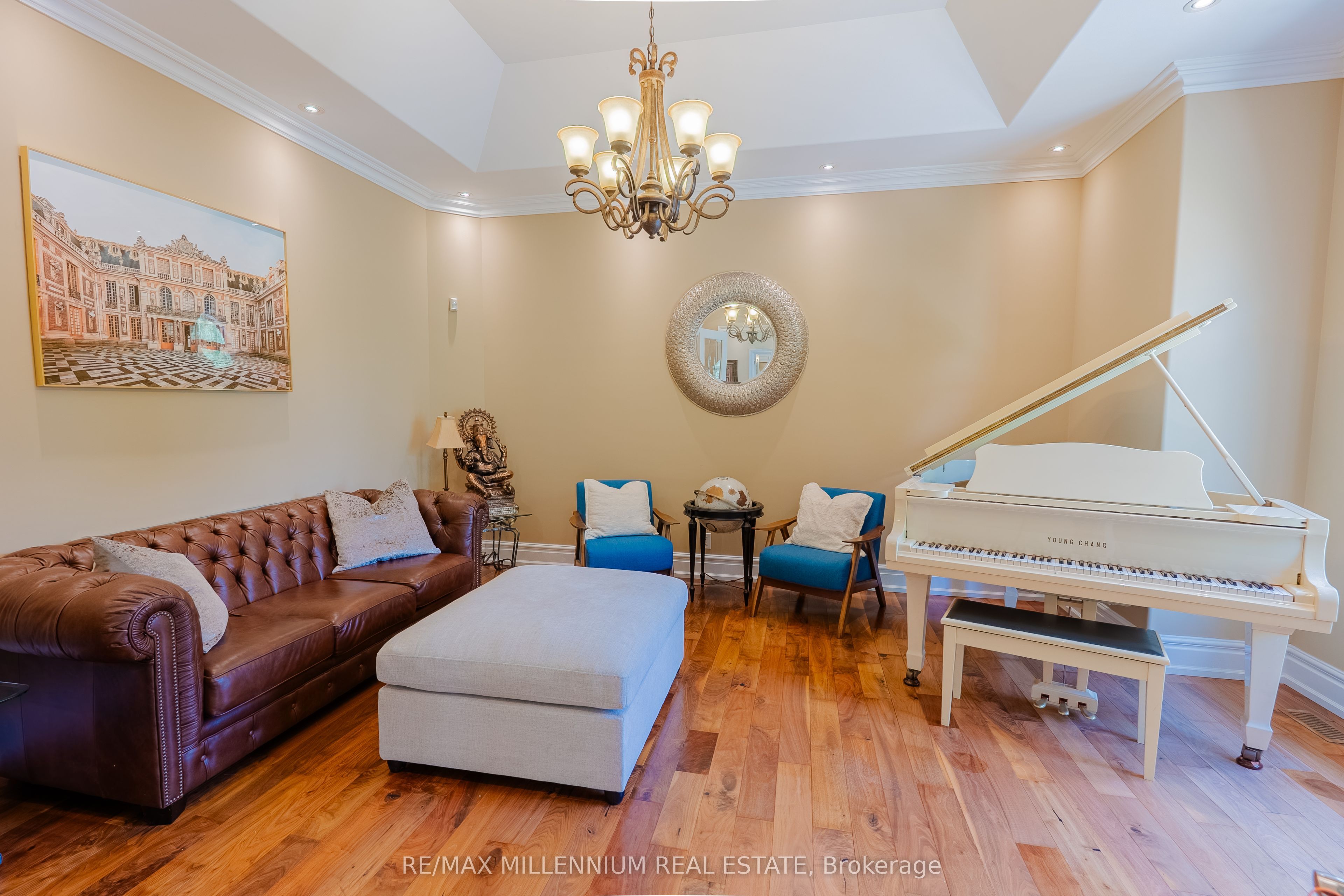 16282 27 Side Road Property Photo 4