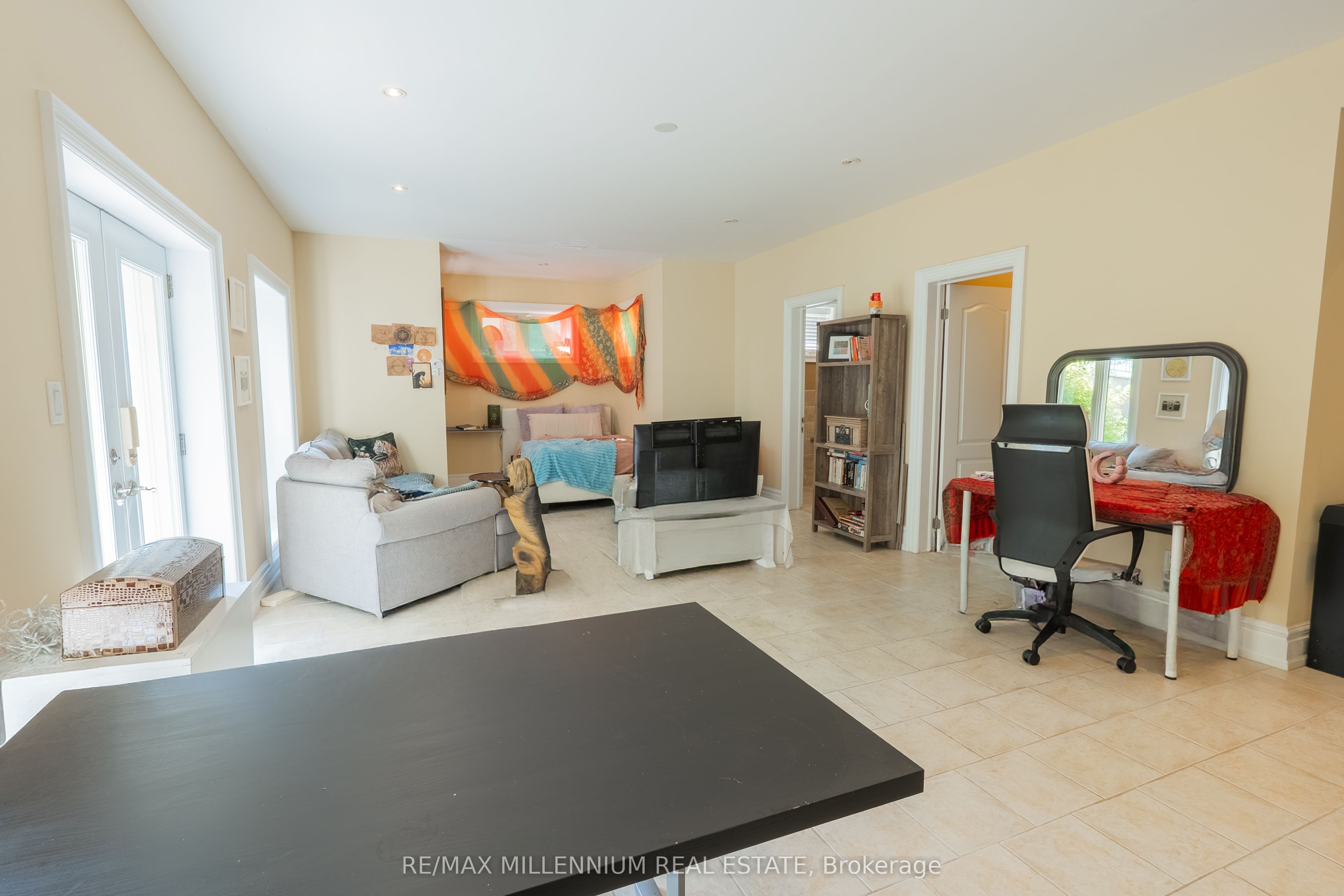 16282 27 Side Road Property Photo 15